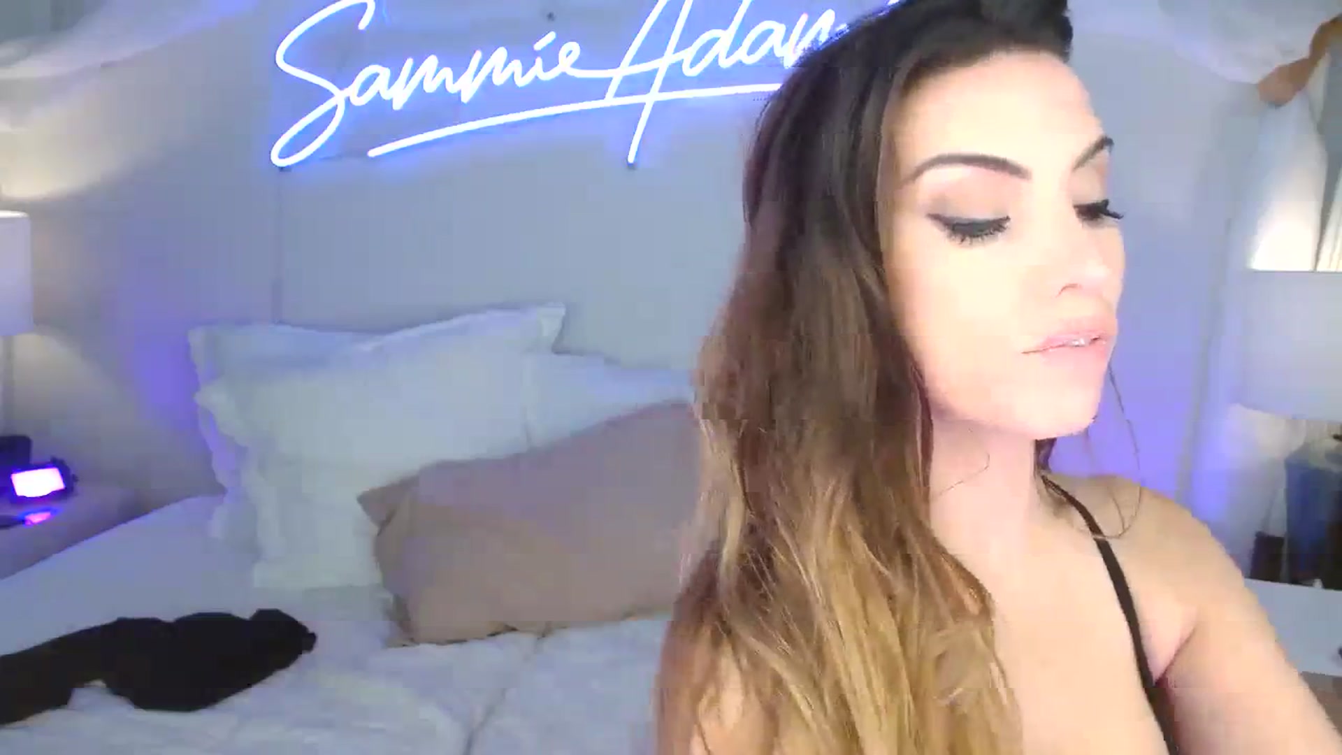 Gallery image thumbnail from SammieAdams's myfreecams stream on, 12/06/2023, 19:29 image 9 of 20