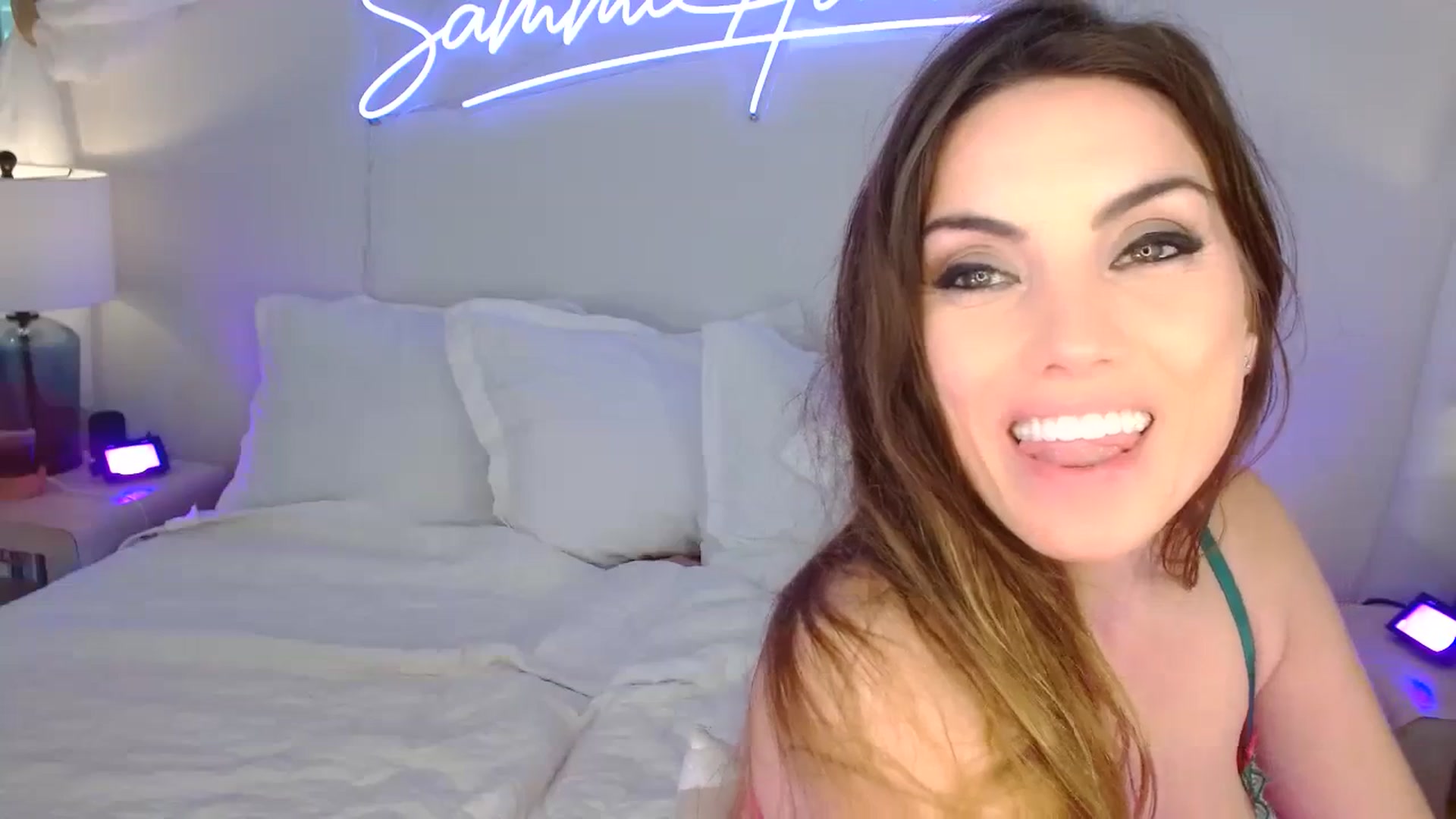 Gallery image thumbnail from SammieAdams's myfreecams stream on, 12/07/2023, 21:18 image 8 of 20