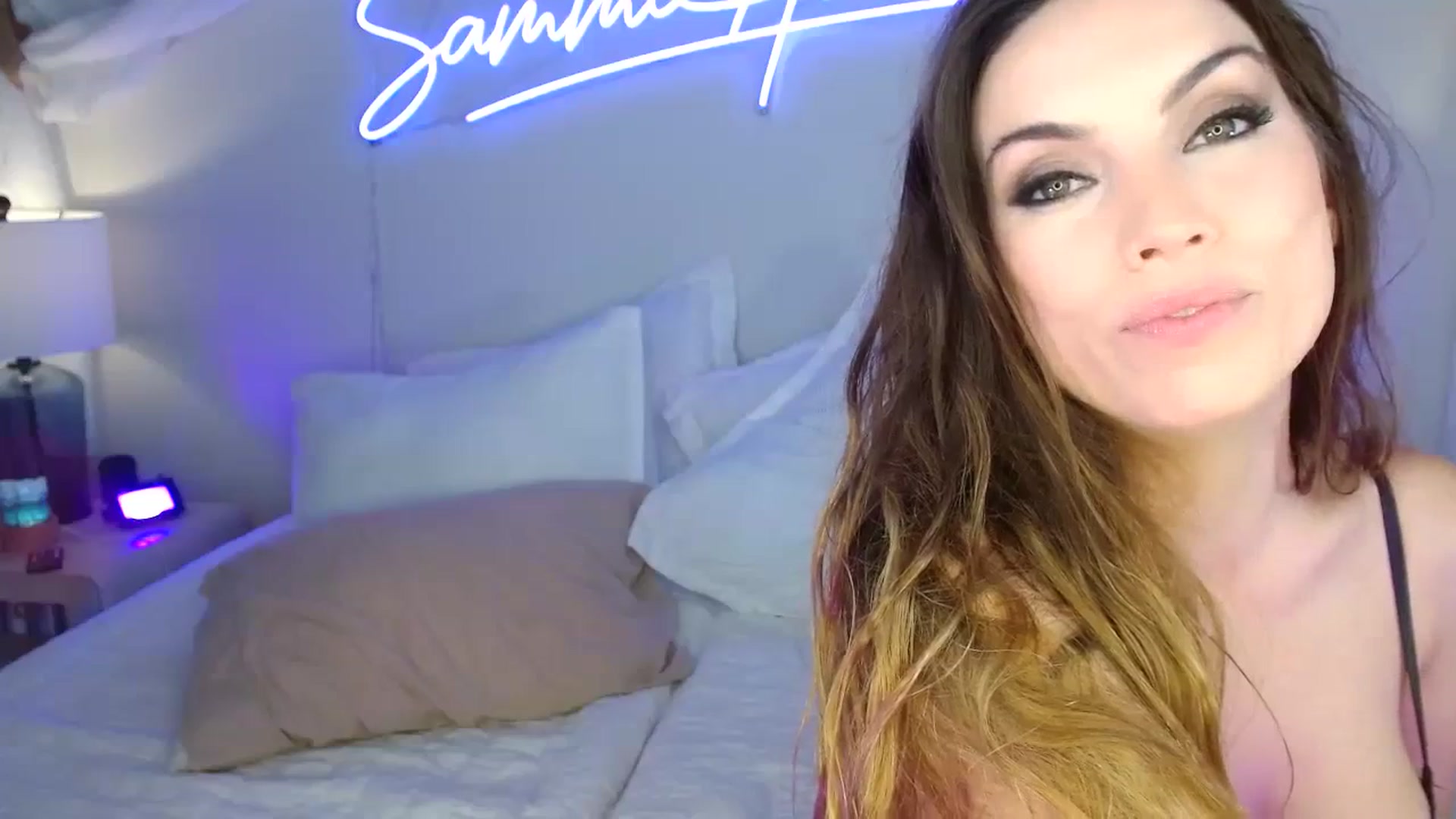 Gallery image thumbnail from SammieAdams's myfreecams stream on, 12/08/2023, 20:55 image 8 of 20