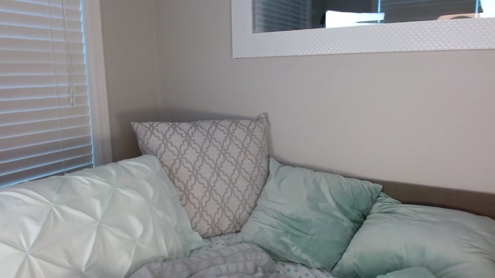 Gallery image thumbnail from SammieAdams's myfreecams stream on, 01/03/2024, 21:12 image 13 of 20
