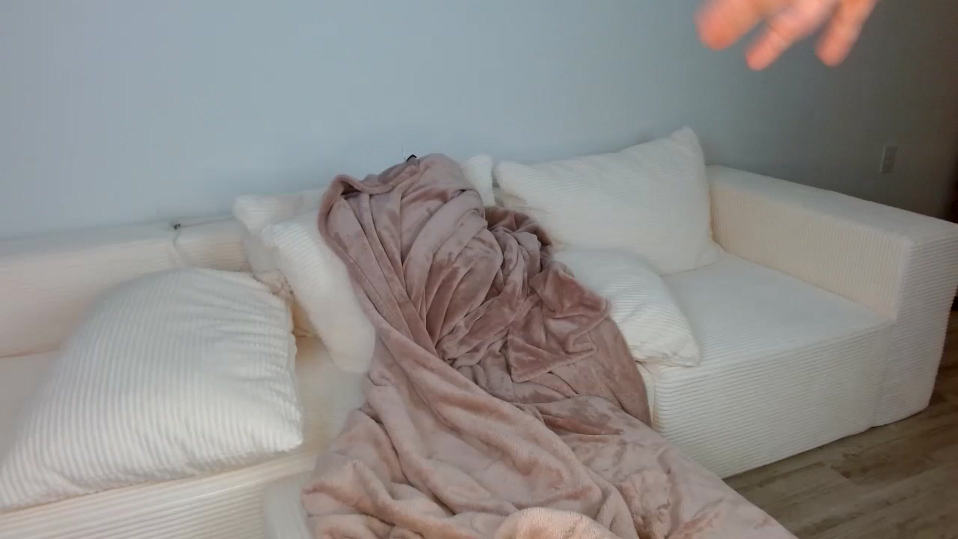 Gallery image thumbnail from SammieAdams's myfreecams stream on, 03/06/2026, 23:37 image 1 of 20