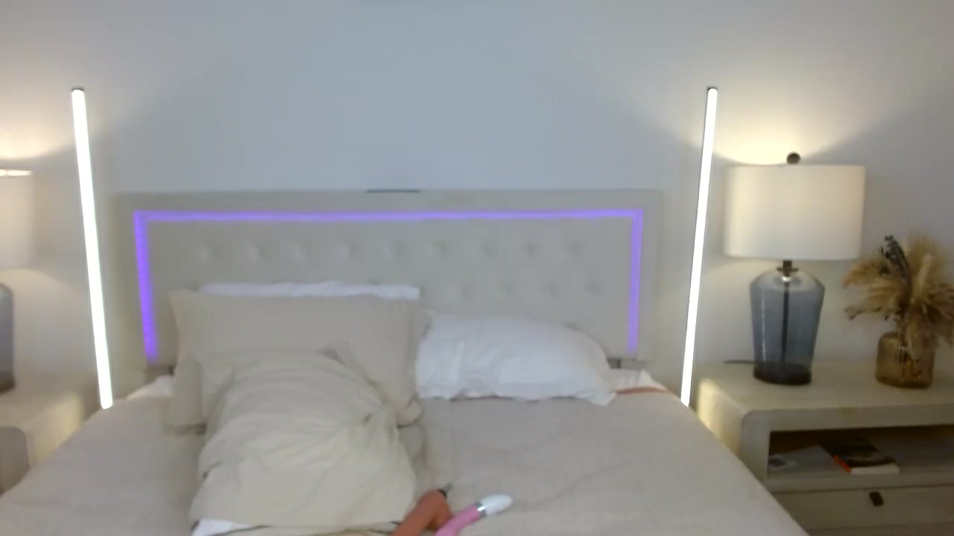 Gallery image thumbnail from SammieAdams's myfreecams stream on, 04/24/2026, 21:24 image 20 of 20