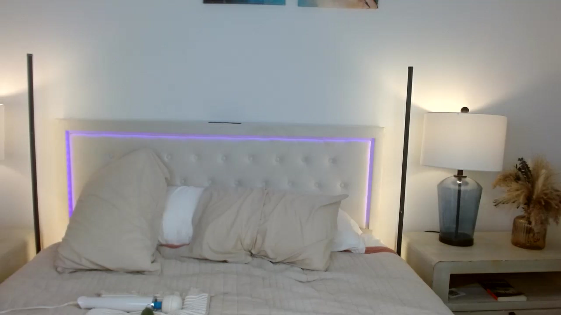 Gallery image thumbnail from SammieAdams's myfreecams stream on, 04/28/2026, 21:35 image 2 of 20