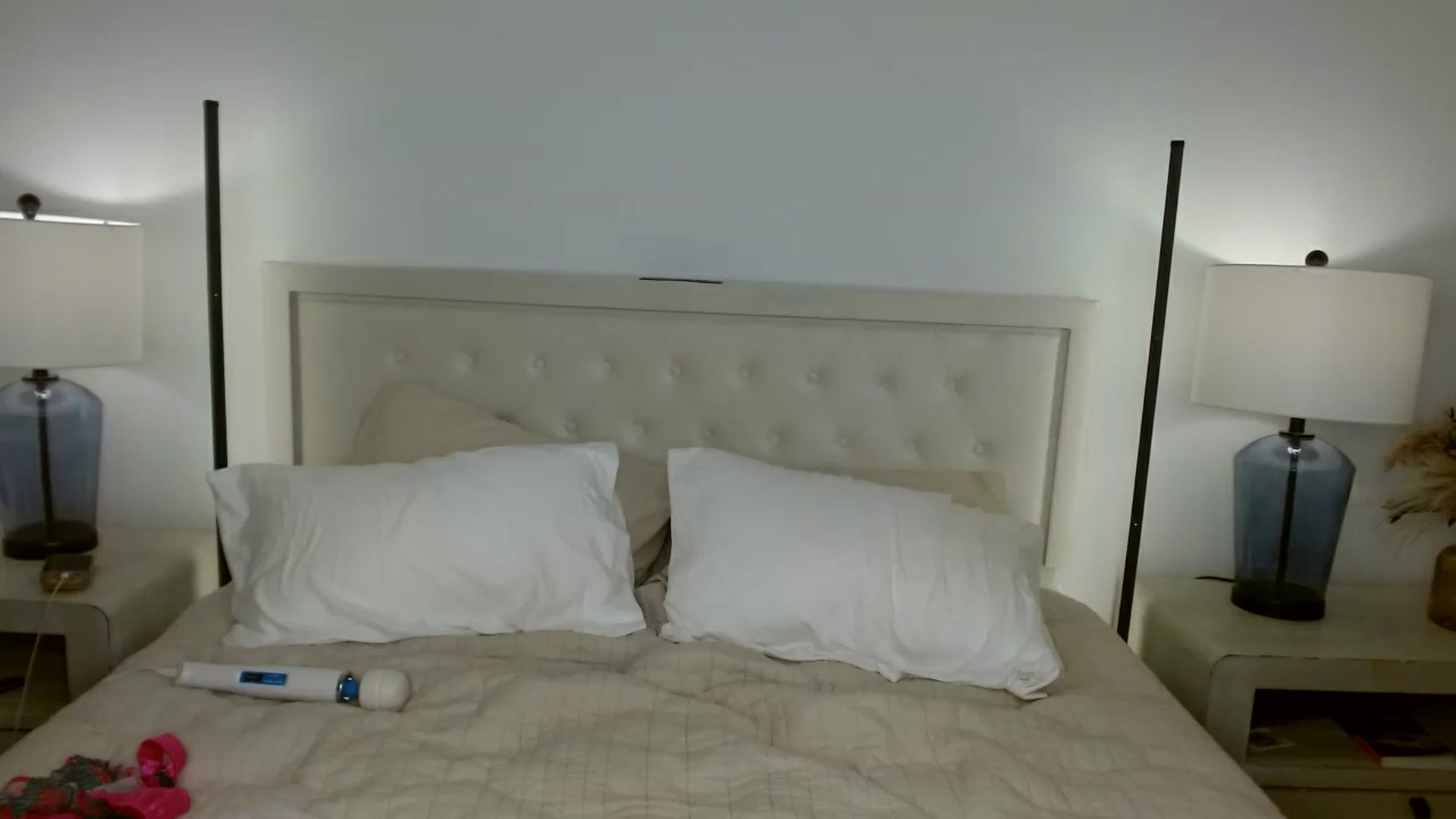 Gallery image thumbnail from SammieAdams's myfreecams stream on, 05/06/2026, 21:36 image 16 of 20