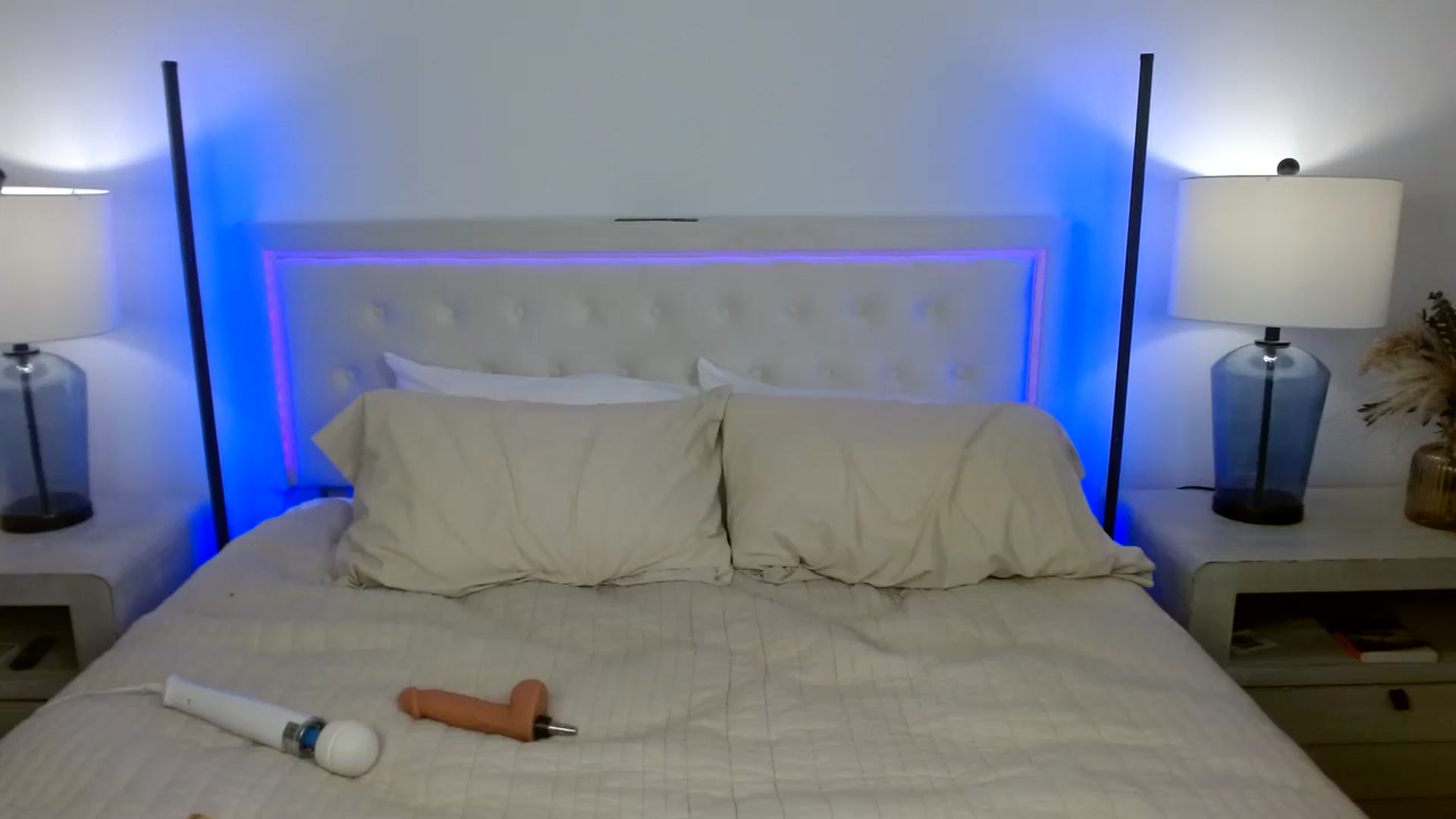 Gallery image thumbnail from SammieAdams's myfreecams stream on, 05/07/2026, 21:36 image 12 of 20
