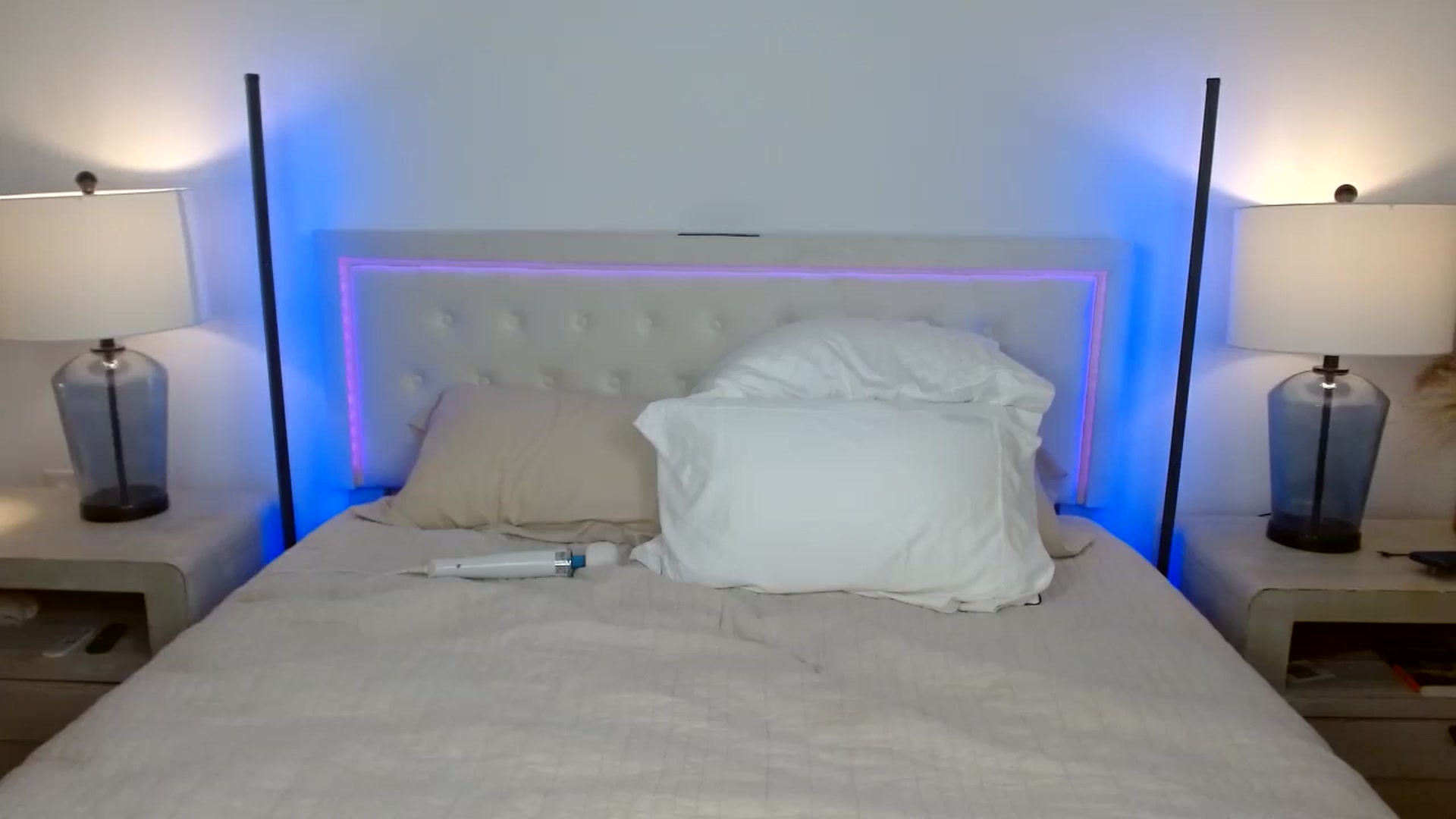 Gallery image thumbnail from SammieAdams's myfreecams stream on, 05/11/2026, 16:05 image 18 of 20
