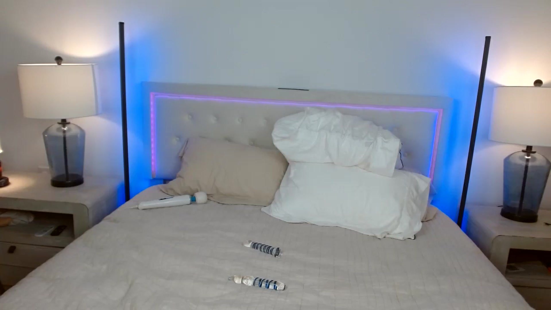Gallery image thumbnail from SammieAdams's myfreecams stream on, 05/11/2026, 16:05 image 1 of 20