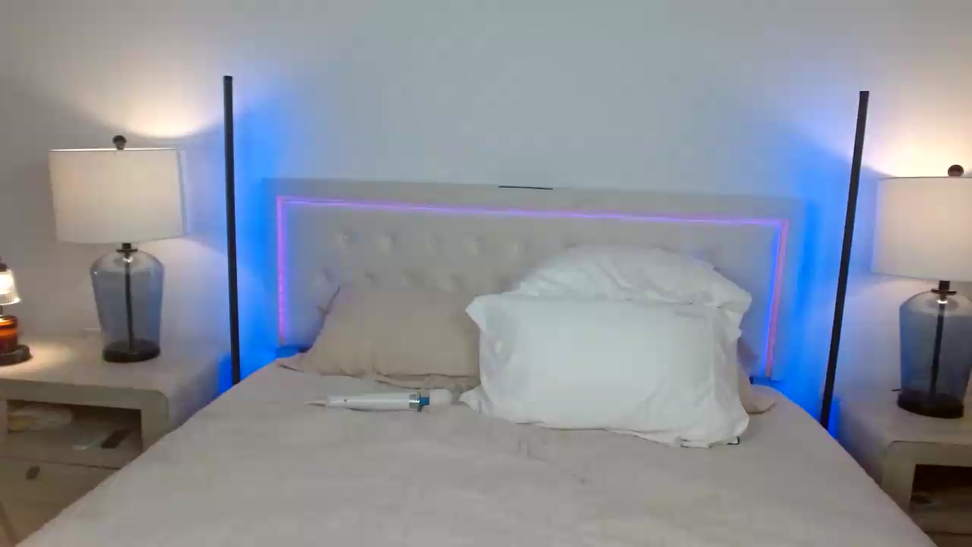 Gallery image thumbnail from SammieAdams's myfreecams stream on, 05/11/2026, 16:33 image 2 of 20