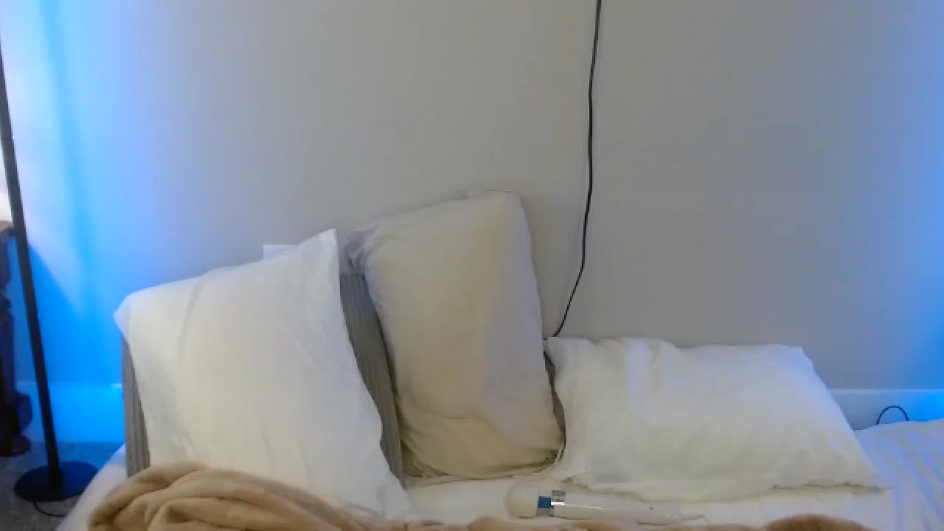Gallery image thumbnail from SammieAdams's myfreecams stream on, 06/27/2026, 22:31 image 18 of 20