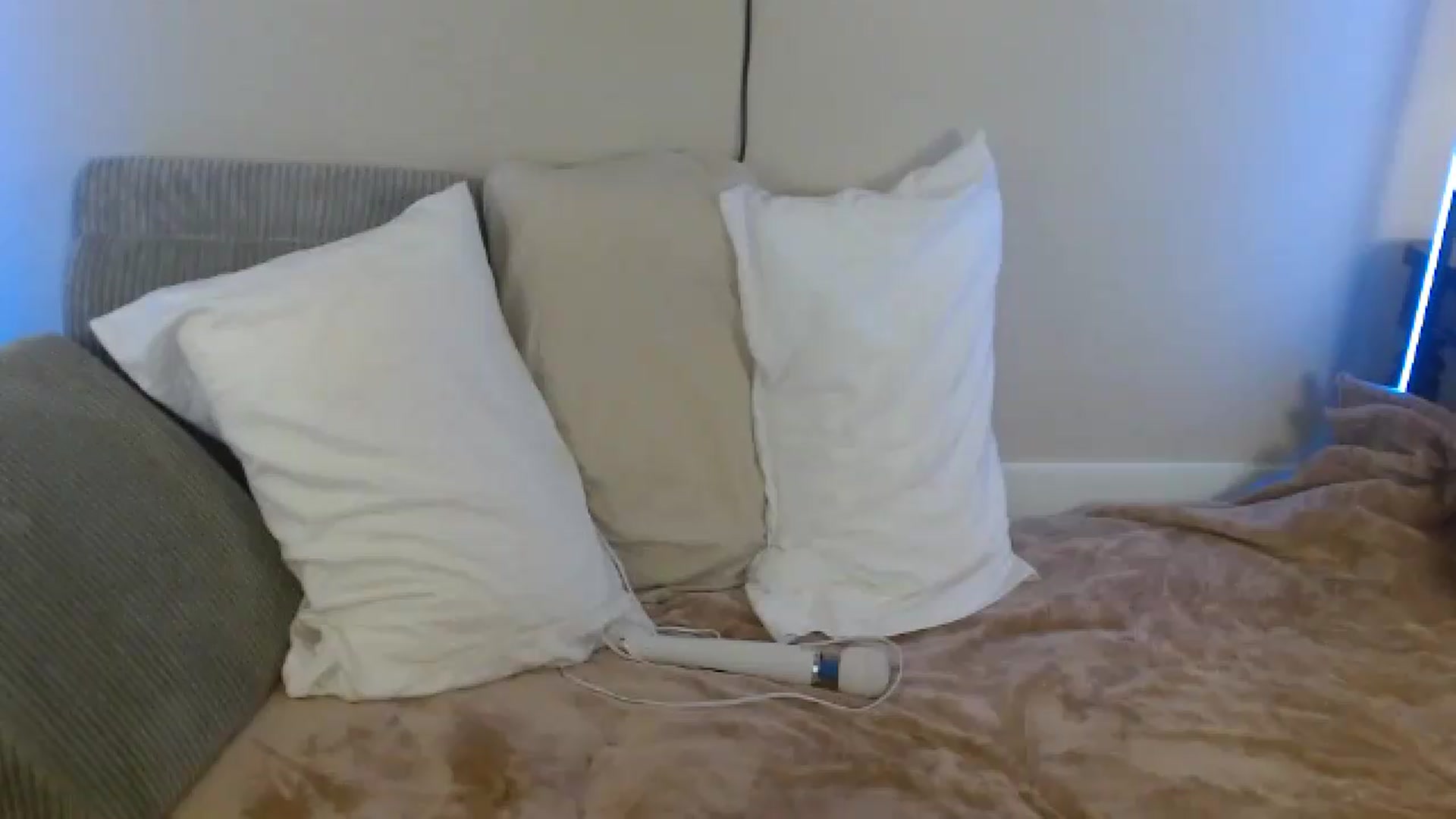 Gallery image thumbnail from SammieAdams's myfreecams stream on, 06/30/2026, 17:45 image 15 of 20