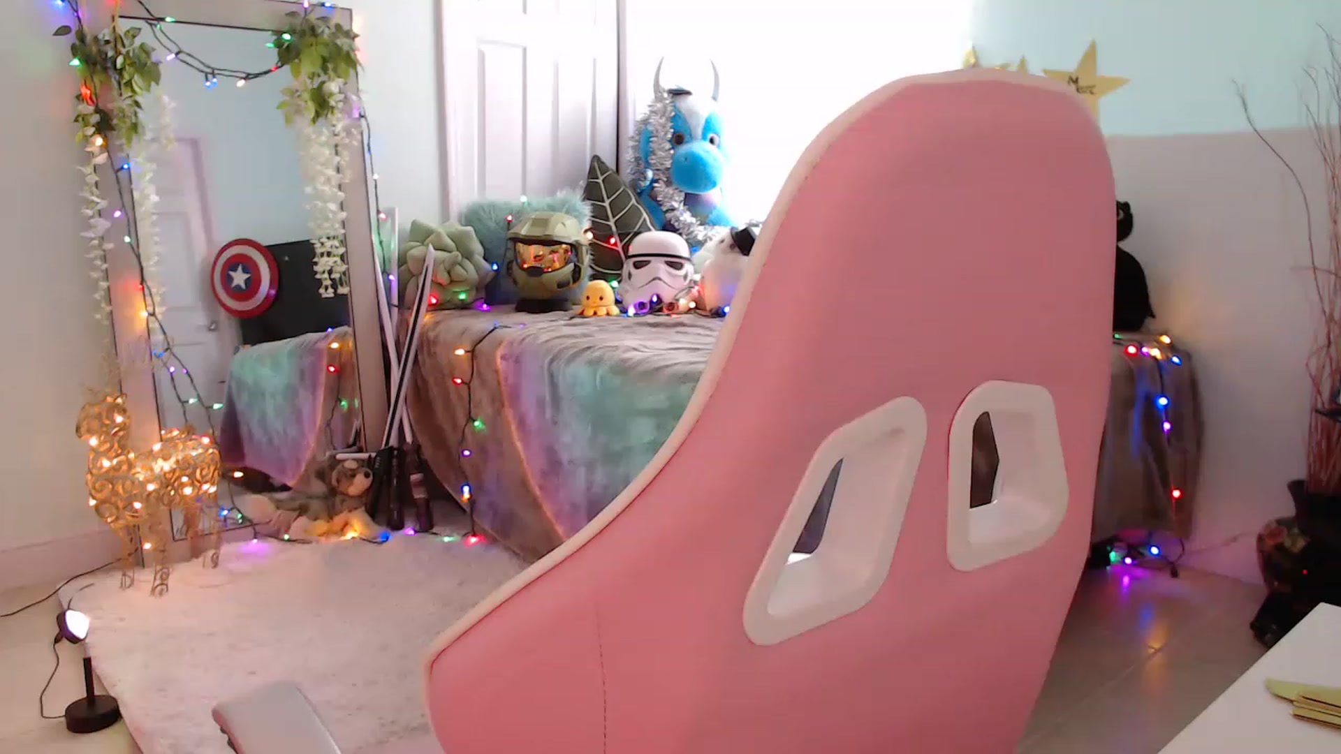 Gallery image thumbnail from Sammigrey_'s myfreecams stream on, 12/02/2022, 21:14 image 7 of 20