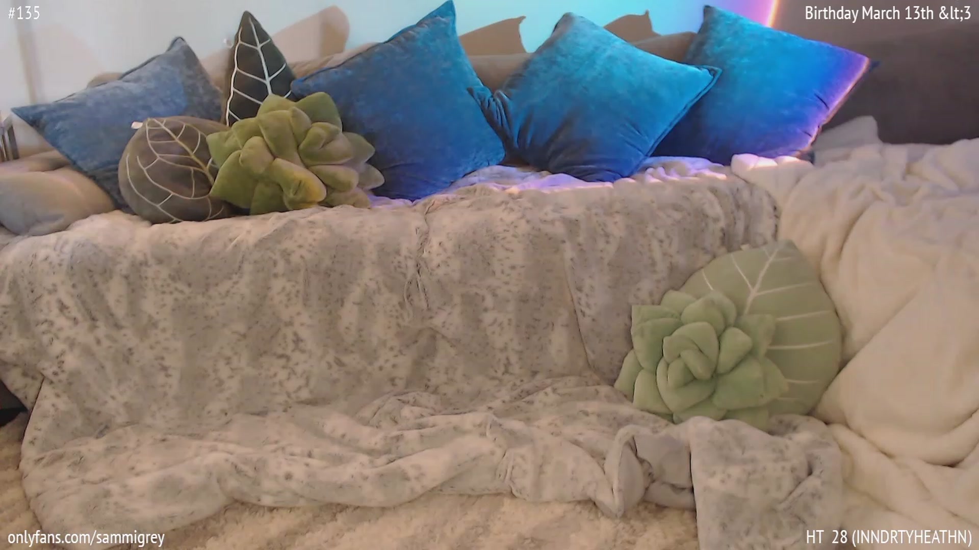 Gallery image thumbnail from Sammigrey_'s myfreecams stream on, 03/03/2023, 18:11 image 19 of 20