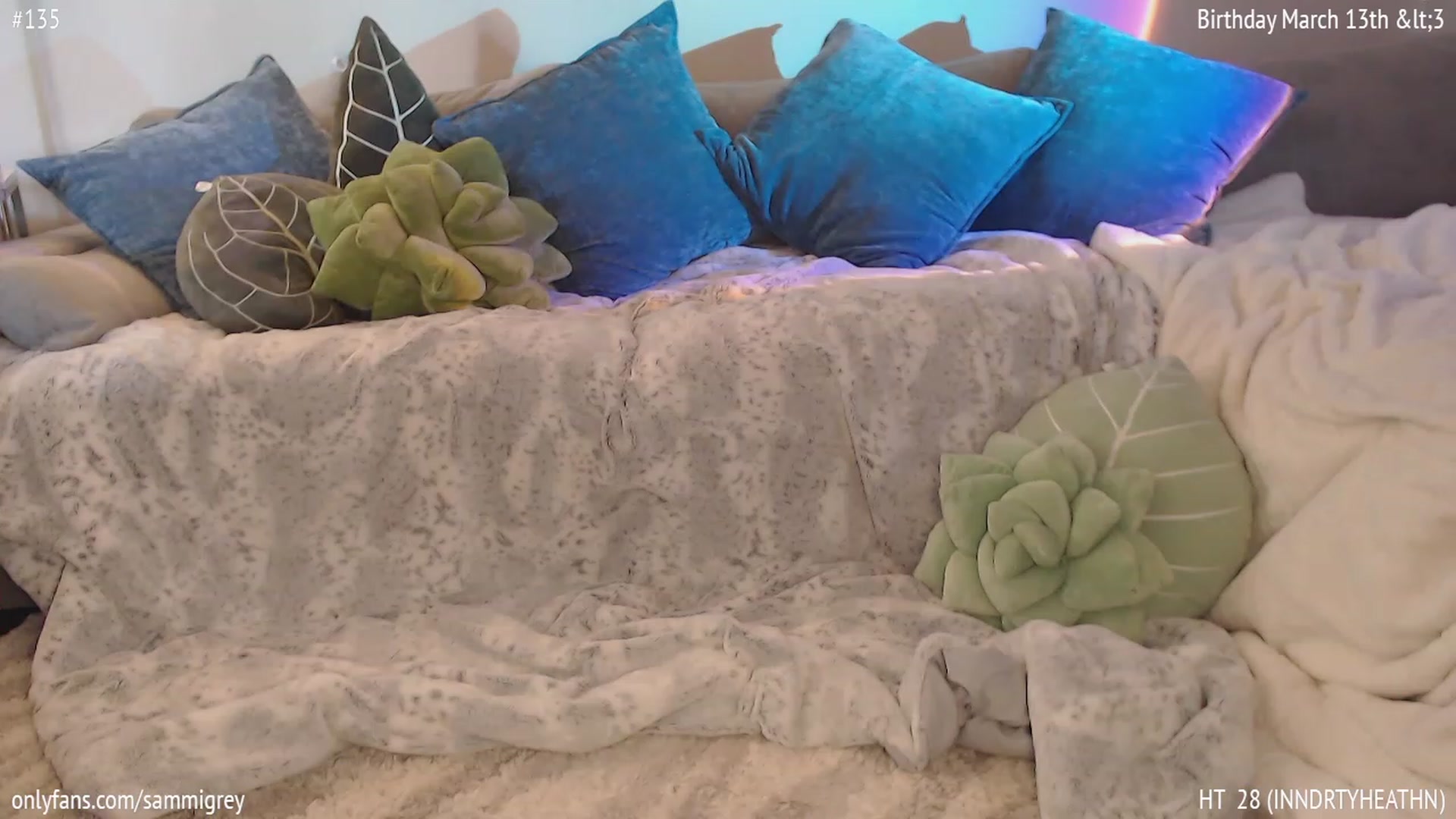 Gallery image thumbnail from Sammigrey_'s myfreecams stream on, 03/03/2023, 18:11 image 18 of 20