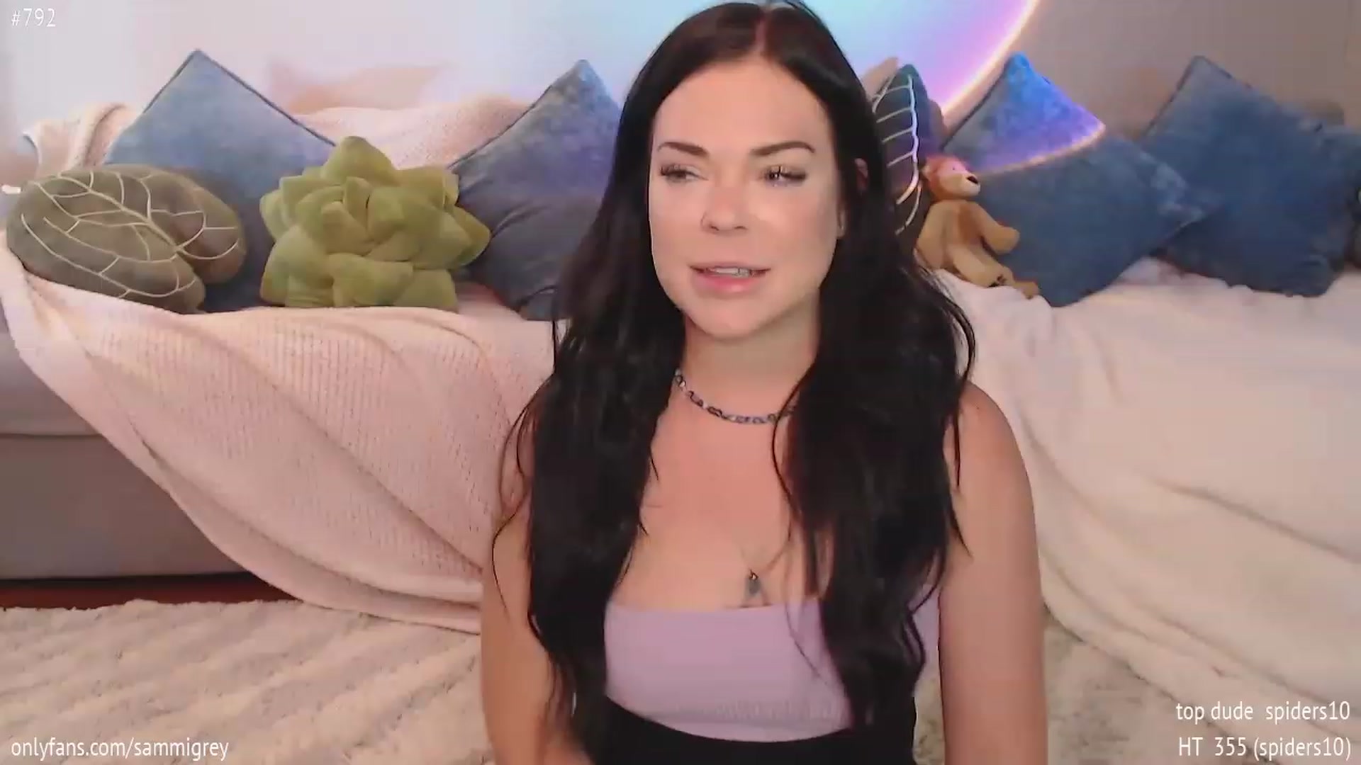 Gallery image thumbnail from Sammigrey_'s myfreecams stream on, 03/31/2023, 16:57 image 18 of 20