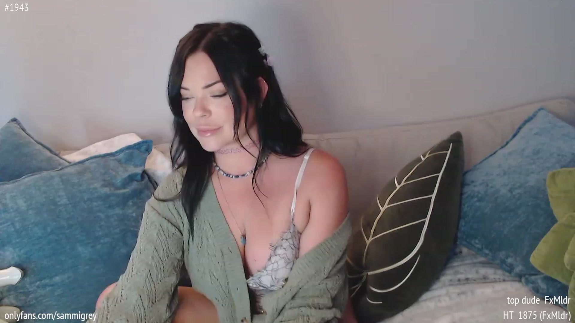 Gallery image thumbnail from Sammigrey_'s myfreecams stream on, 04/12/2023, 19:18 image 20 of 20
