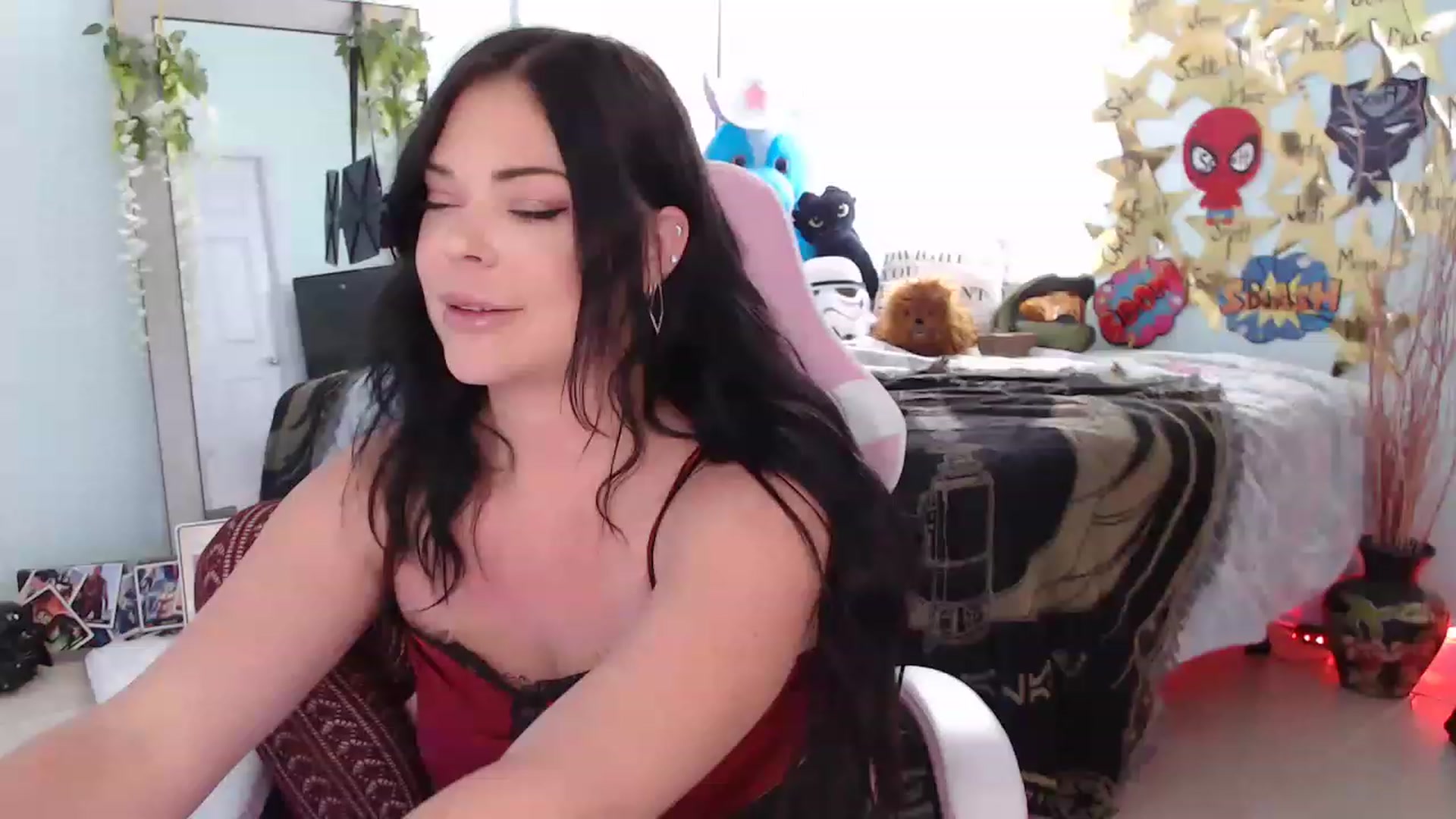 Gallery image thumbnail from Sammigrey_'s myfreecams stream on, 05/03/2023, 16:57 image 10 of 20