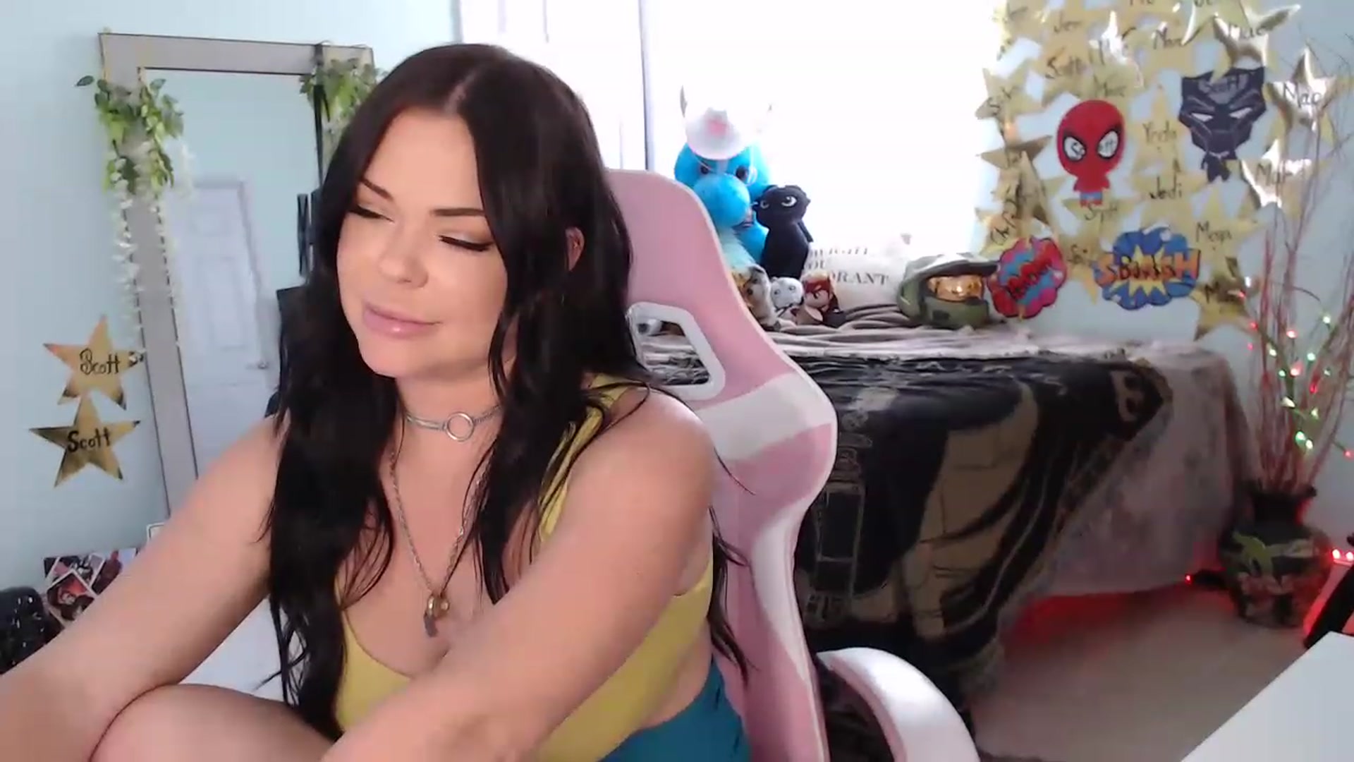 Gallery image thumbnail from Sammigrey_'s myfreecams stream on, 05/16/2023, 18:33 image 17 of 20