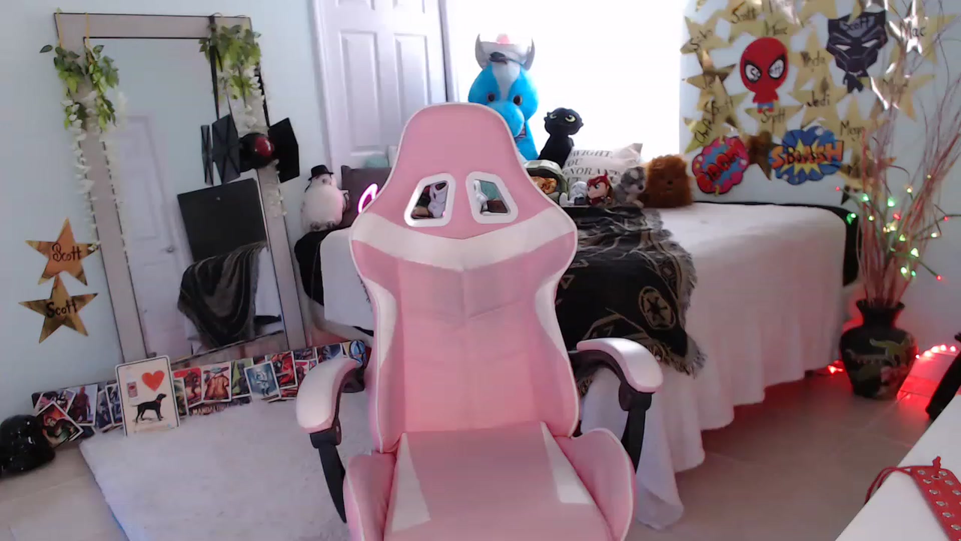 Gallery image thumbnail from Sammigrey_'s myfreecams stream on, 05/26/2023, 18:25 image 4 of 20