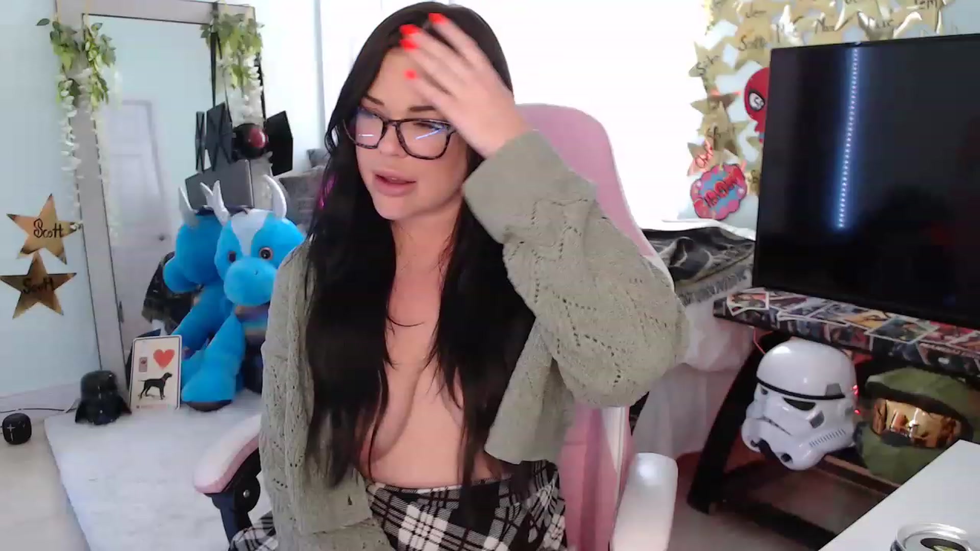 Gallery image thumbnail from Sammigrey_'s myfreecams stream on, 05/27/2023, 18:26 image 2 of 20