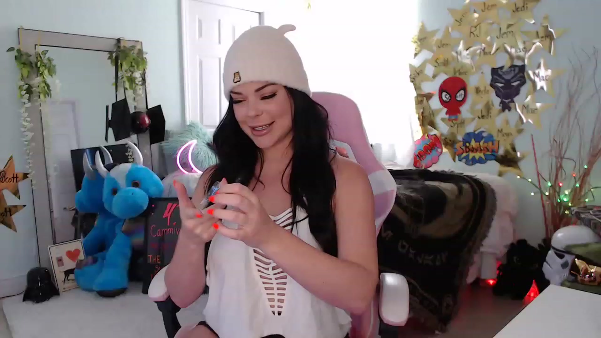 Gallery image thumbnail from Sammigrey_'s myfreecams stream on, 06/02/2023, 20:41 image 8 of 20