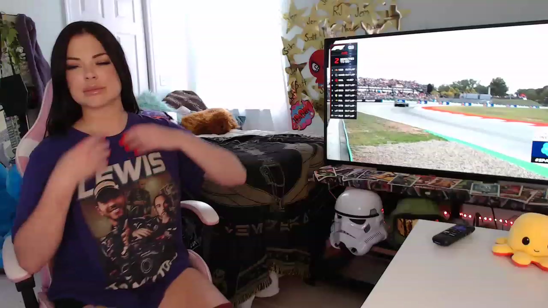 Gallery image thumbnail from Sammigrey_'s myfreecams stream on, 06/03/2023, 15:20 image 18 of 20