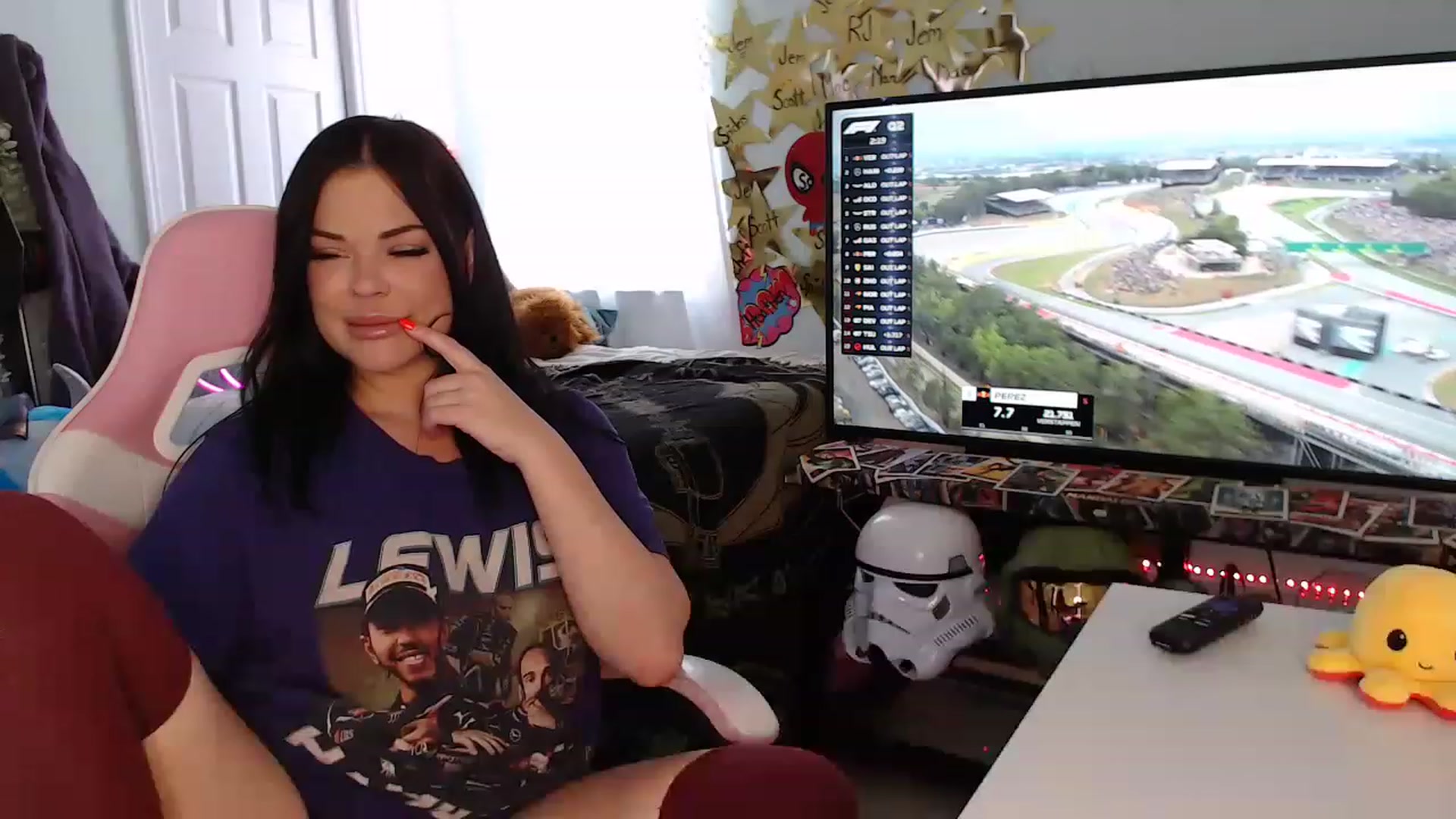 Gallery image thumbnail from Sammigrey_'s myfreecams stream on, 06/03/2023, 15:20 image 12 of 20