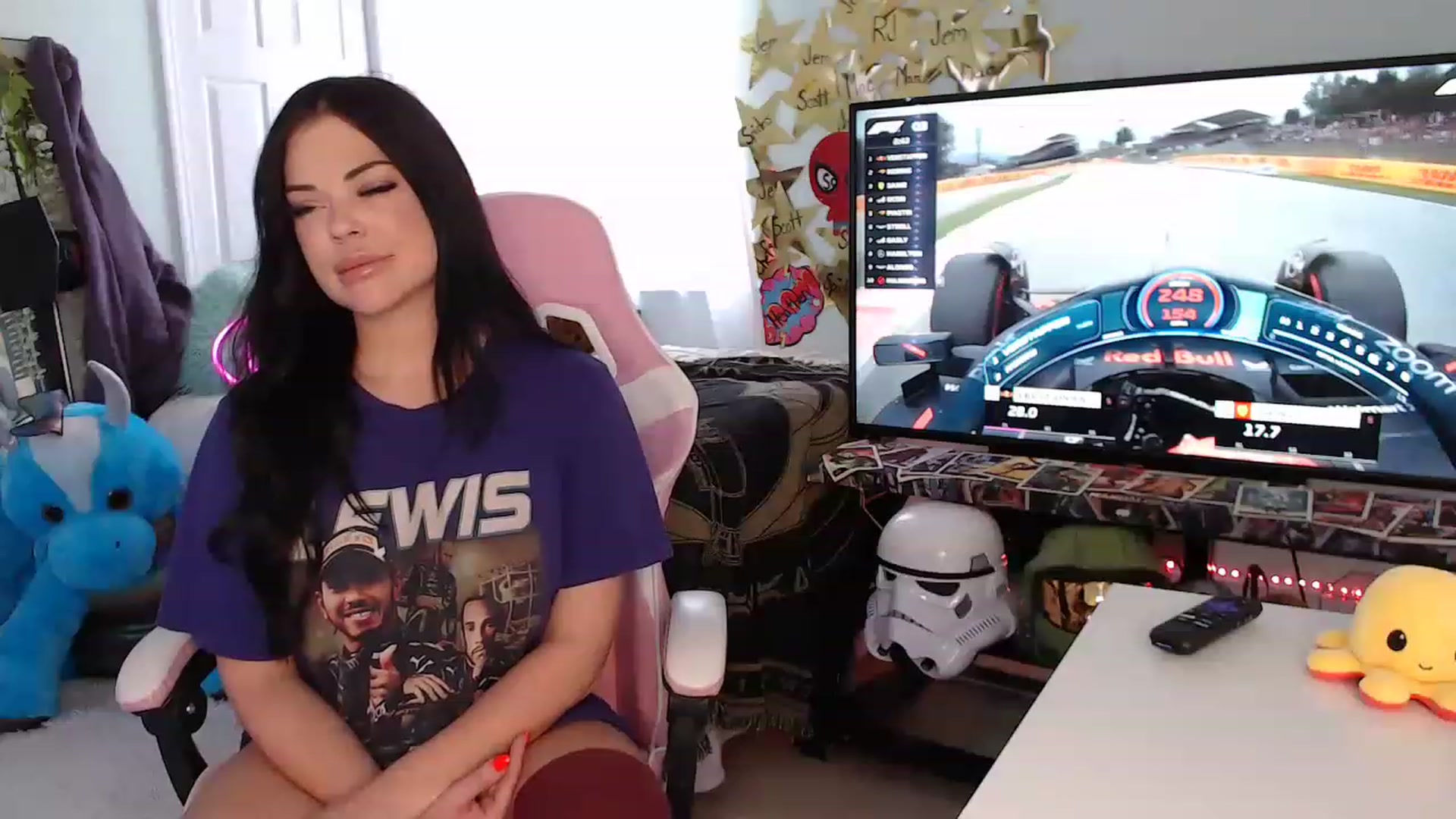 Gallery image thumbnail from Sammigrey_'s myfreecams stream on, 06/03/2023, 15:20 image 16 of 20