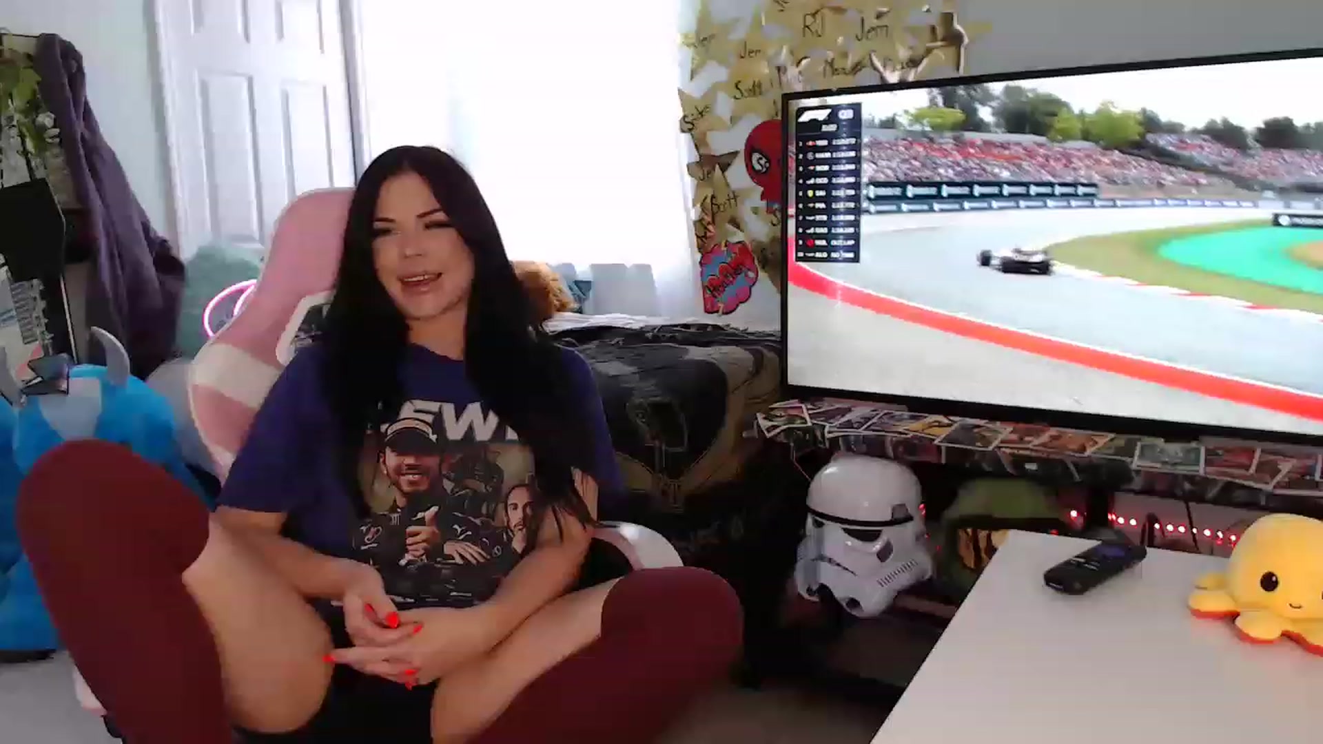 Gallery image thumbnail from Sammigrey_'s myfreecams stream on, 06/03/2023, 15:20 image 17 of 20