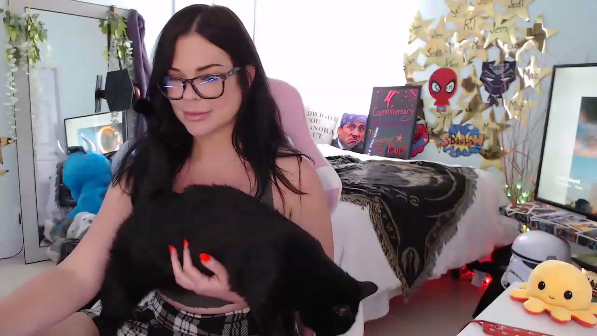 Gallery image thumbnail from Sammigrey_'s myfreecams stream on, 06/07/2023, 18:03 image 10 of 20