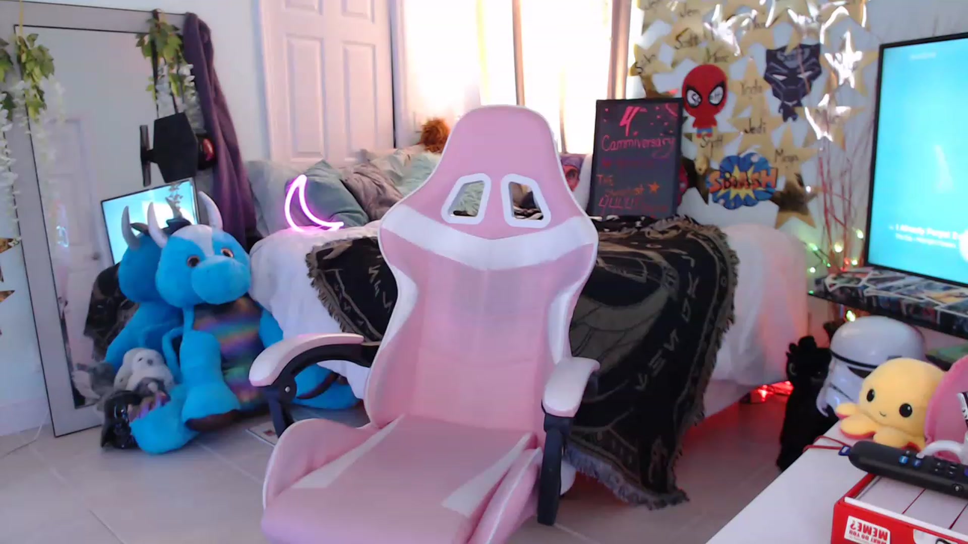 Gallery image thumbnail from Sammigrey_'s myfreecams stream on, 06/09/2023, 17:14 image 15 of 20