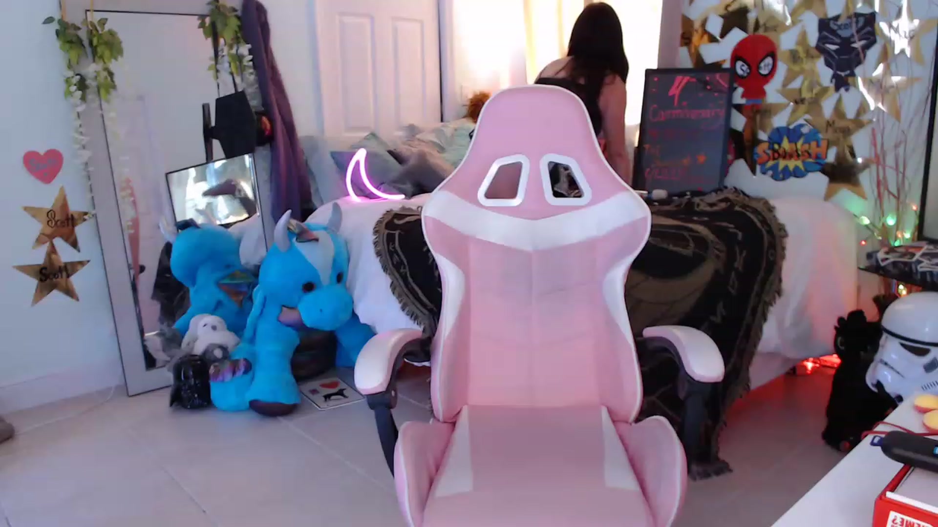 Gallery image thumbnail from Sammigrey_'s myfreecams stream on, 06/09/2023, 17:14 image 5 of 20