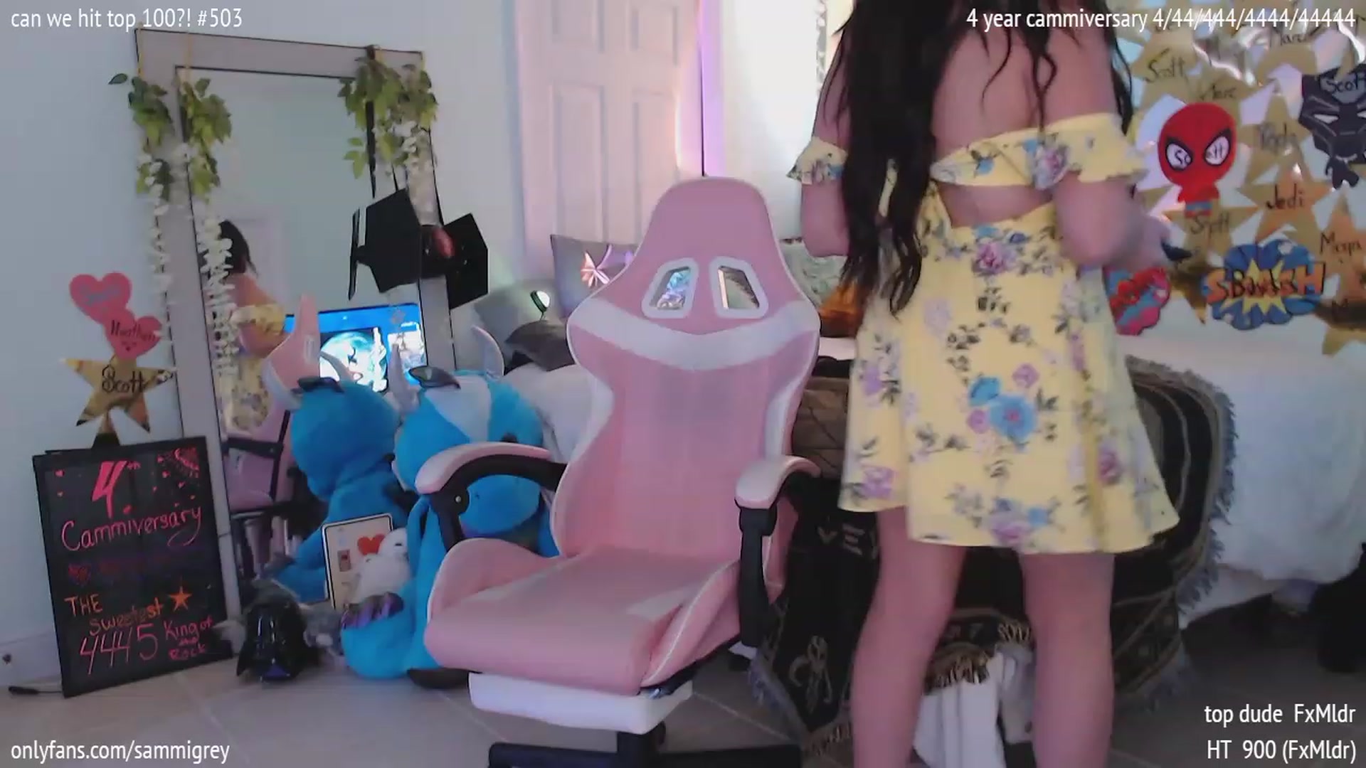 Gallery image thumbnail from Sammigrey_'s myfreecams stream on, 06/25/2023, 20:00 image 7 of 20