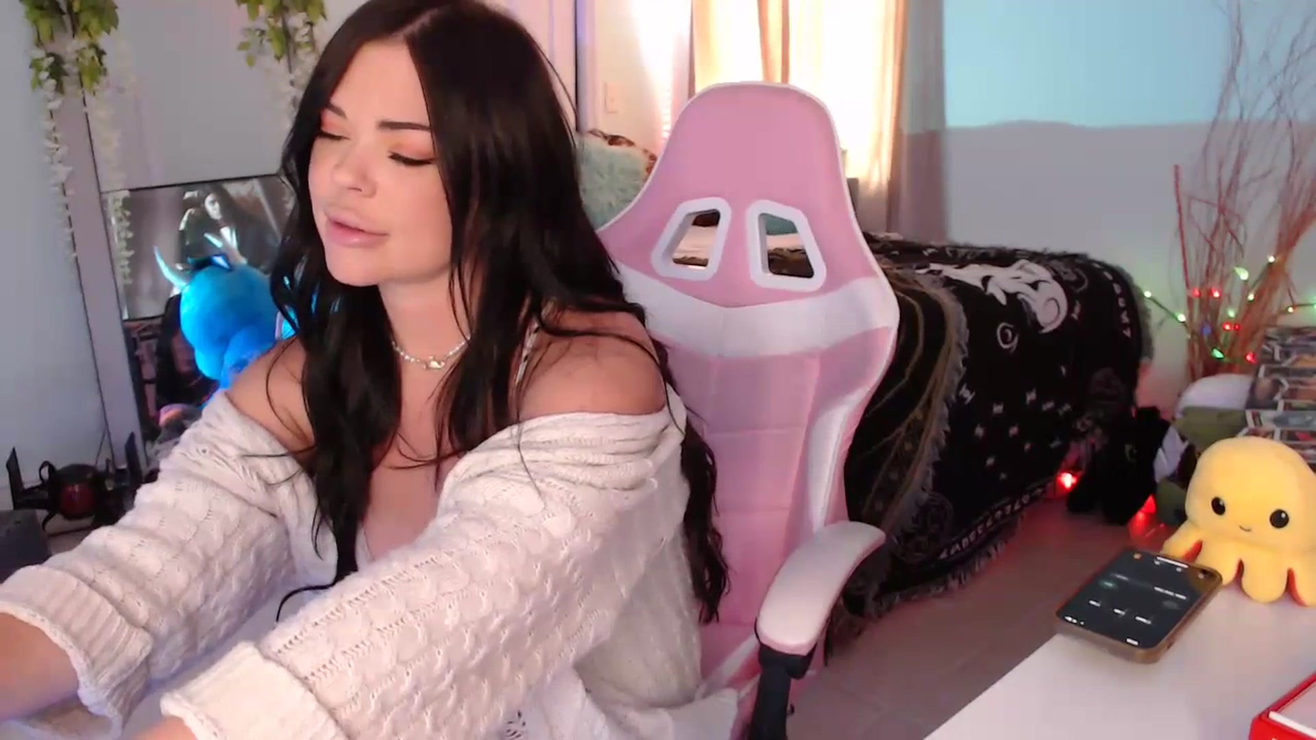 Gallery image thumbnail from Sammigrey_'s myfreecams stream on, 07/08/2023, 17:23 image 3 of 20