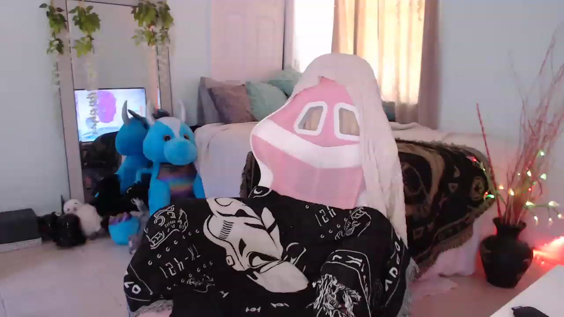 Gallery image thumbnail from Sammigrey_'s myfreecams stream on, 08/07/2023, 15:25 image 12 of 20