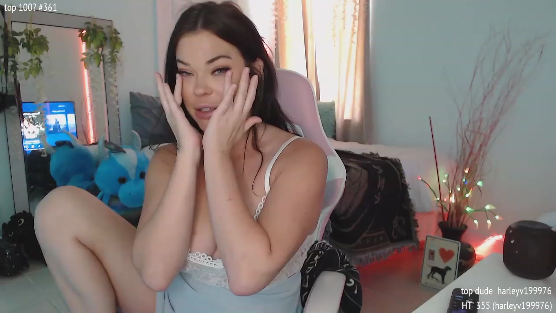Gallery image thumbnail from Sammigrey_'s myfreecams stream on, 09/06/2023, 17:08 image 18 of 20