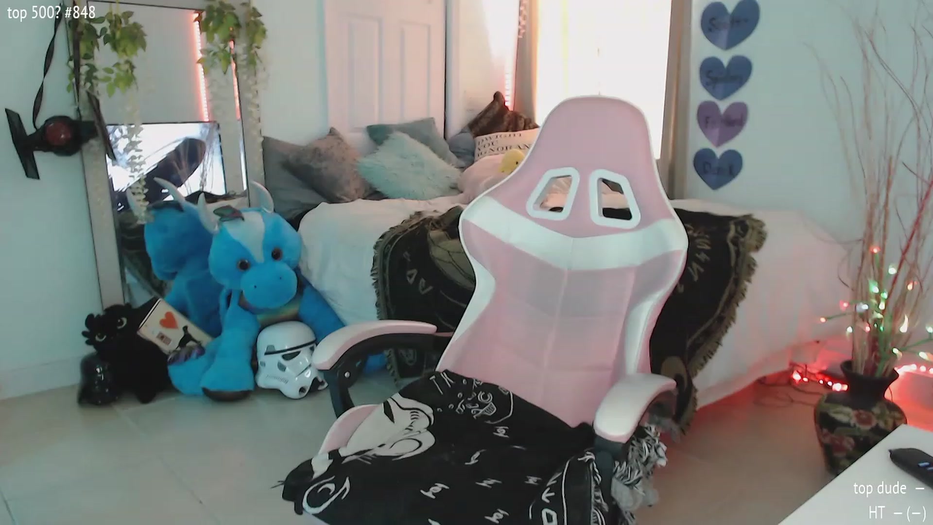 Gallery image thumbnail from Sammigrey_'s myfreecams stream on, 09/26/2023, 17:02 image 10 of 20
