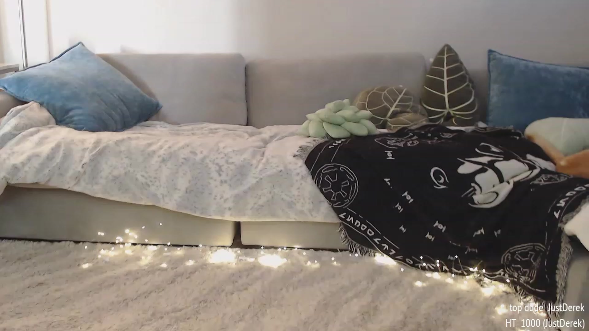 Gallery image thumbnail from Sammigrey_'s myfreecams stream on, 10/28/2023, 19:21 image 16 of 20