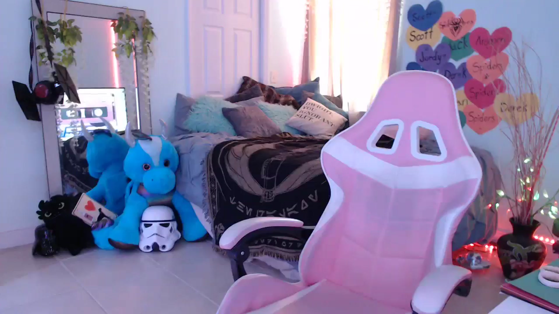 Gallery image thumbnail from Sammigrey_'s myfreecams stream on, 11/09/2023, 17:43 image 14 of 20