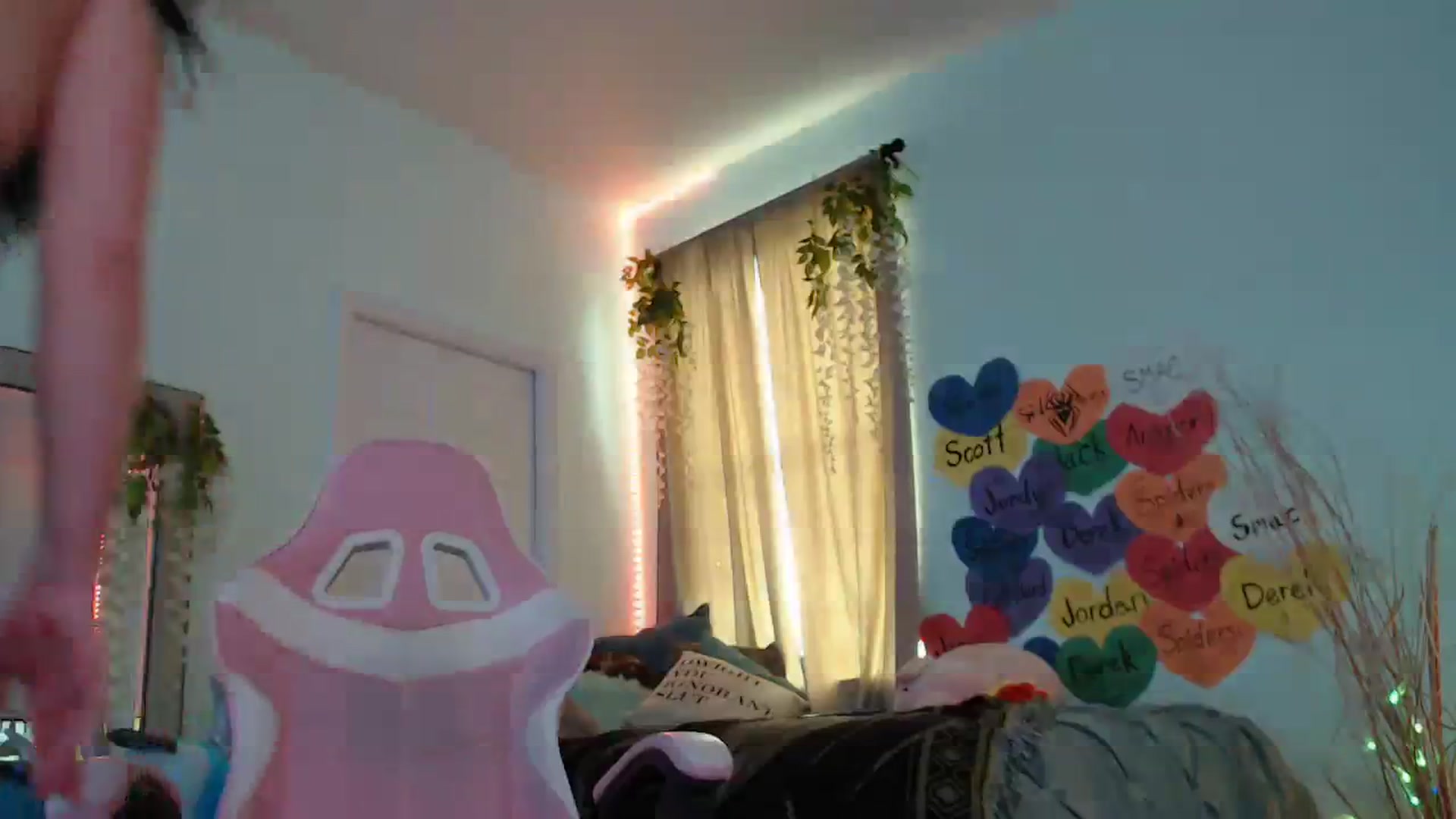Gallery image thumbnail from Sammigrey_'s myfreecams stream on, 11/09/2023, 21:03 image 7 of 20