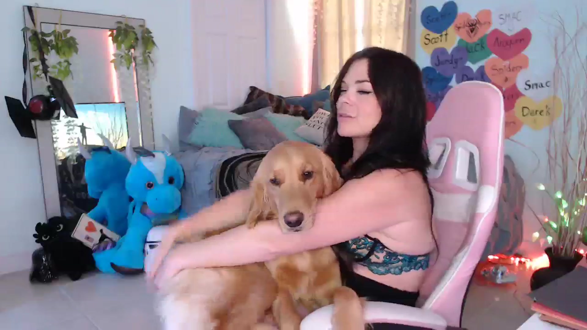 Gallery image thumbnail from Sammigrey_'s myfreecams stream on, 11/10/2023, 22:43 image 8 of 20