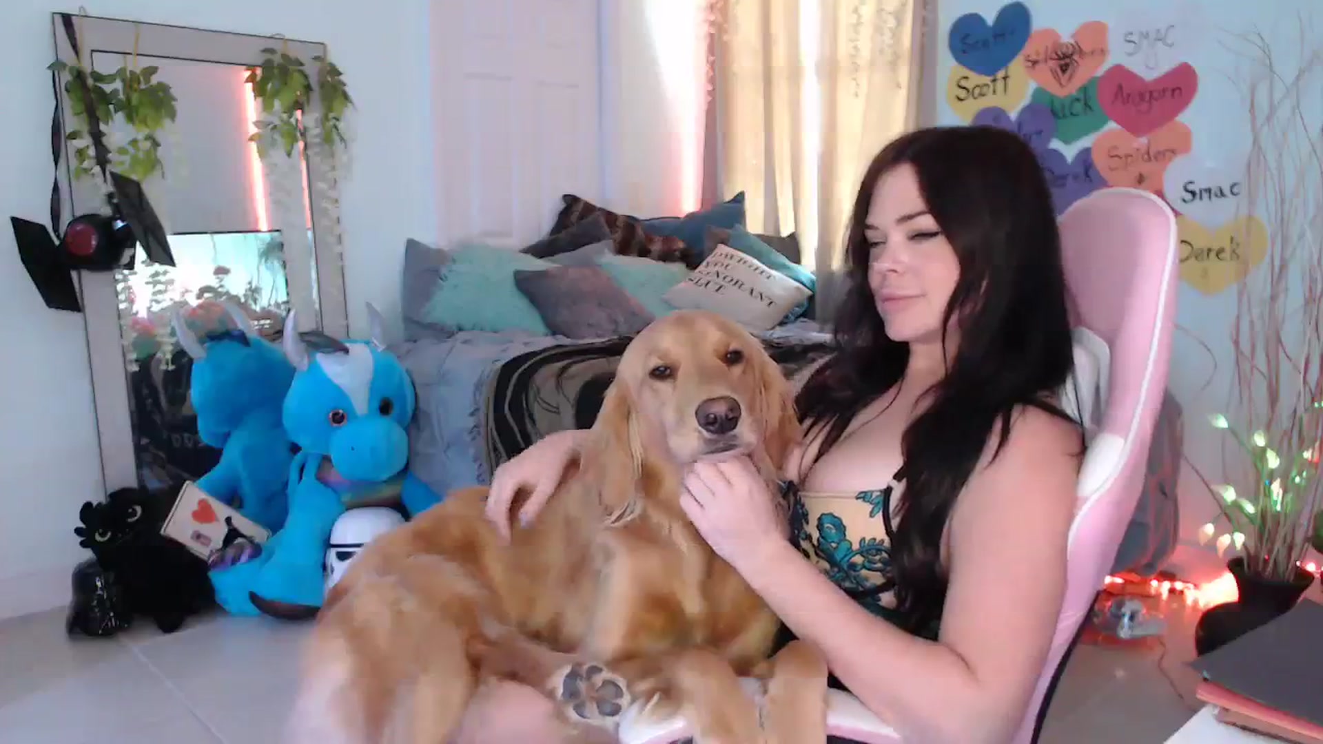 Gallery image thumbnail from Sammigrey_'s myfreecams stream on, 11/10/2023, 22:43 image 7 of 20