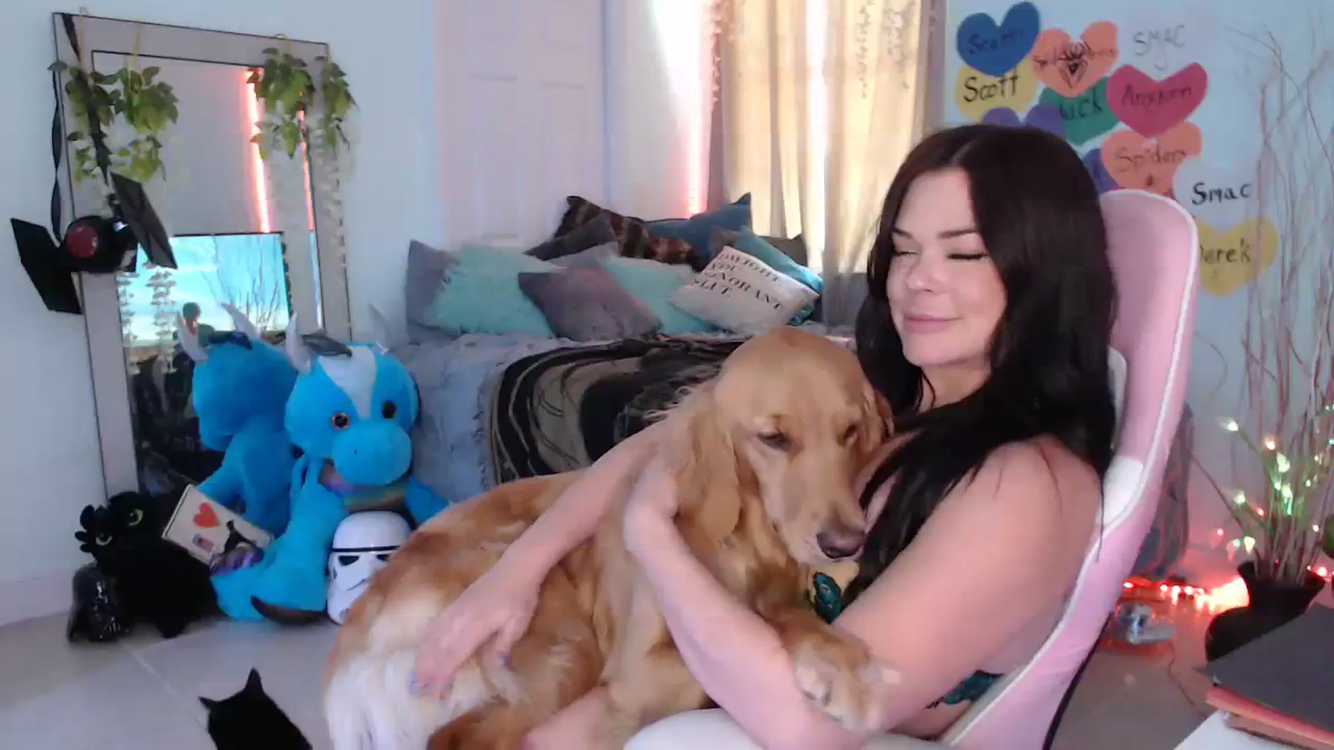 Gallery image thumbnail from Sammigrey_'s myfreecams stream on, 11/10/2023, 22:43 image 4 of 20