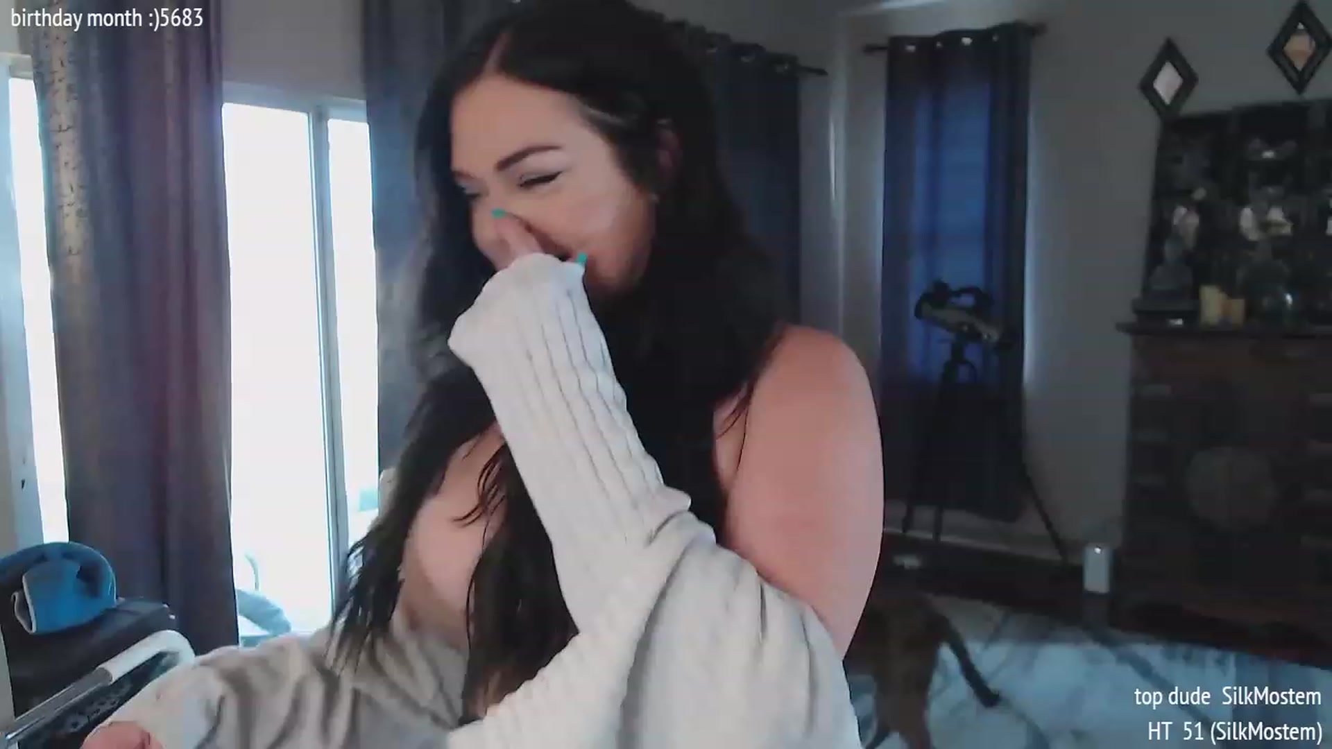 Gallery image thumbnail from Sammigrey_'s myfreecams stream on, 03/04/2024, 22:23 image 11 of 20