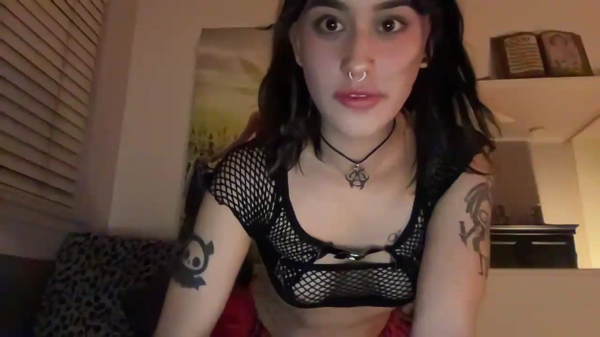 Gallery image thumbnail from Sammxxxx3's myfreecams stream on, 02/04/2023, 07:11 image 16 of 20
