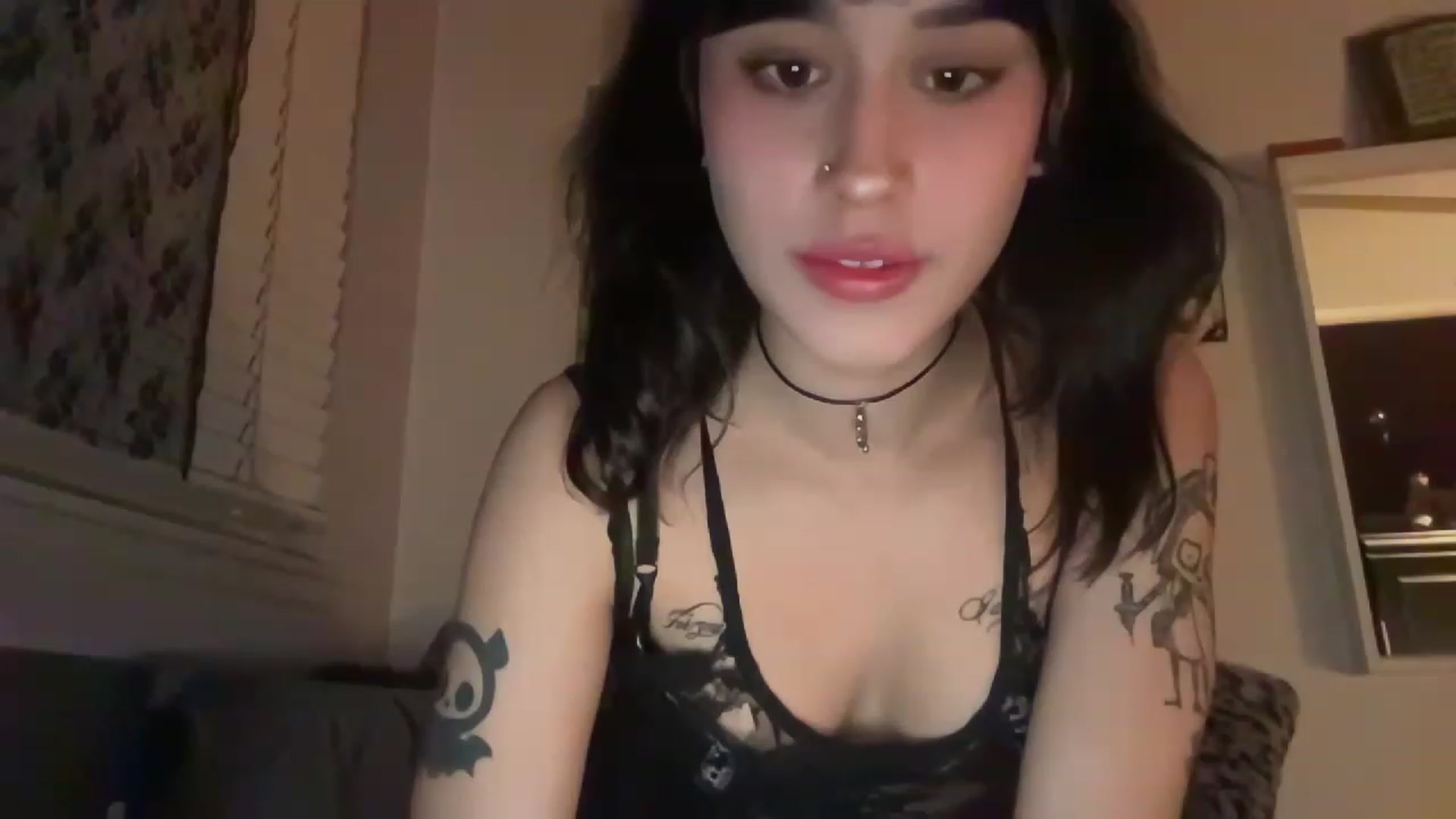 Gallery image thumbnail from Sammxxxx3's myfreecams stream on, 03/31/2023, 05:47 image 8 of 20