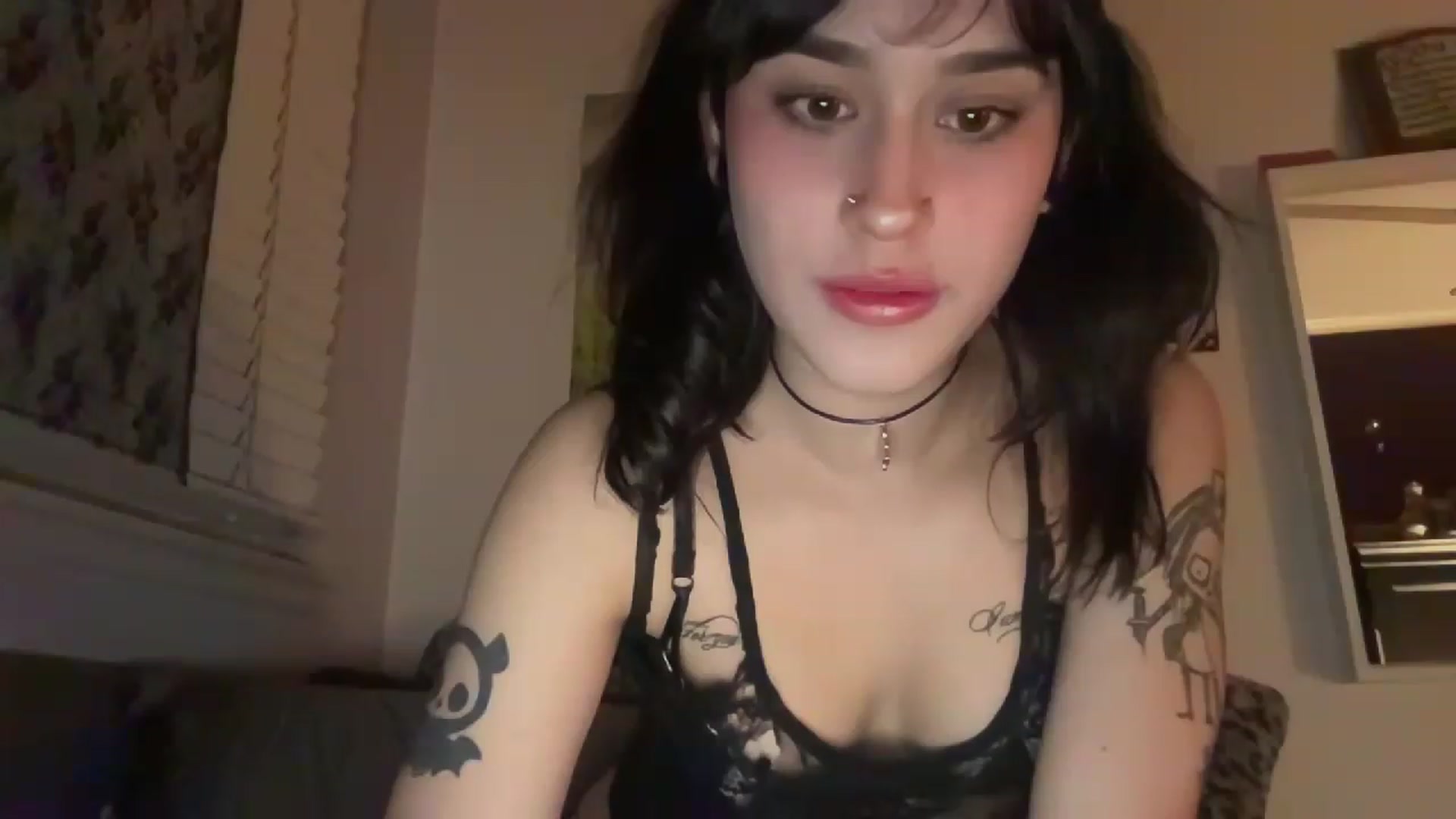 Gallery image thumbnail from Sammxxxx3's myfreecams stream on, 03/31/2023, 05:47 image 20 of 20