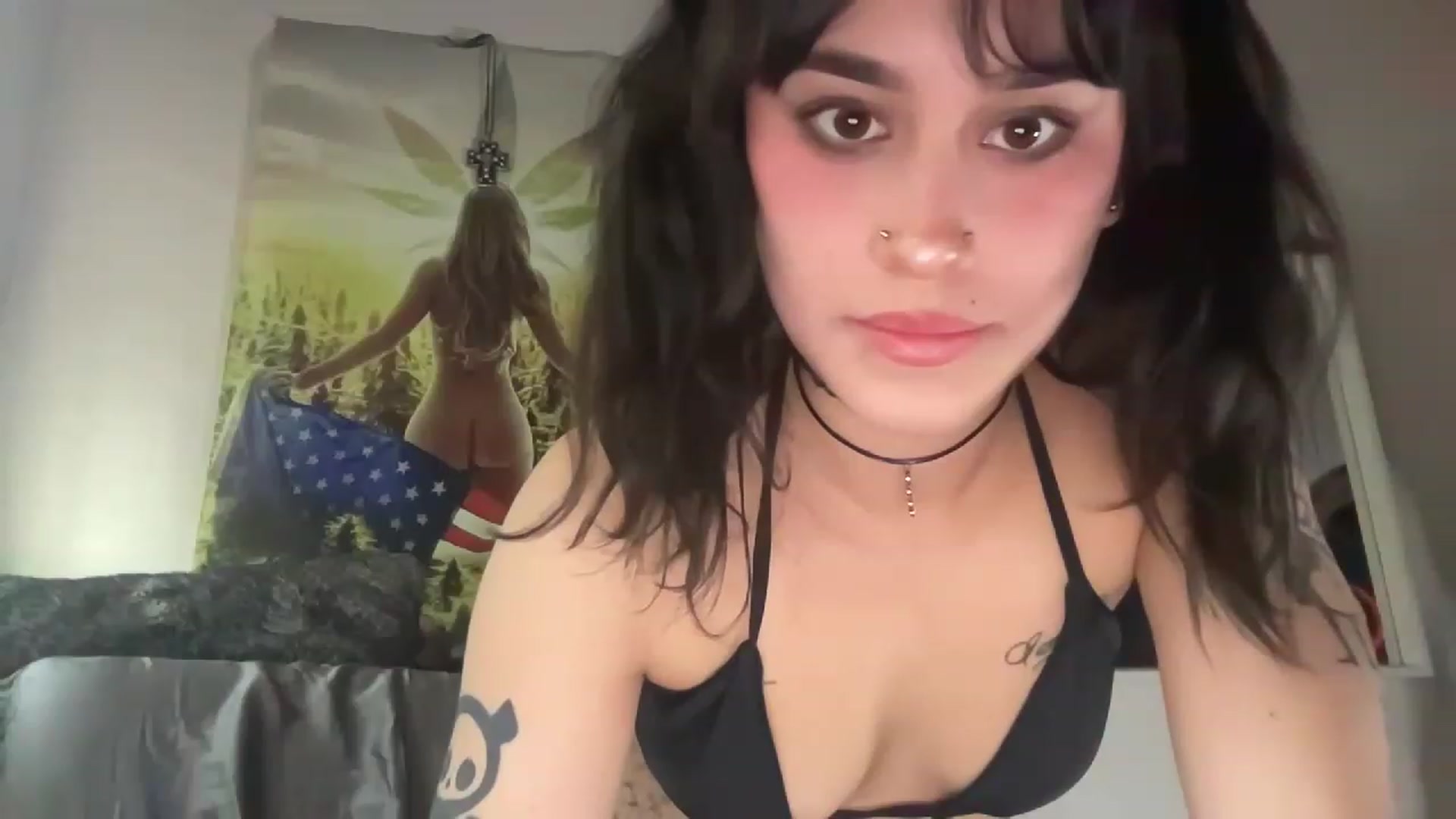 Gallery image thumbnail from Sammxxxx3's myfreecams stream on, 04/02/2023, 02:03 image 2 of 20