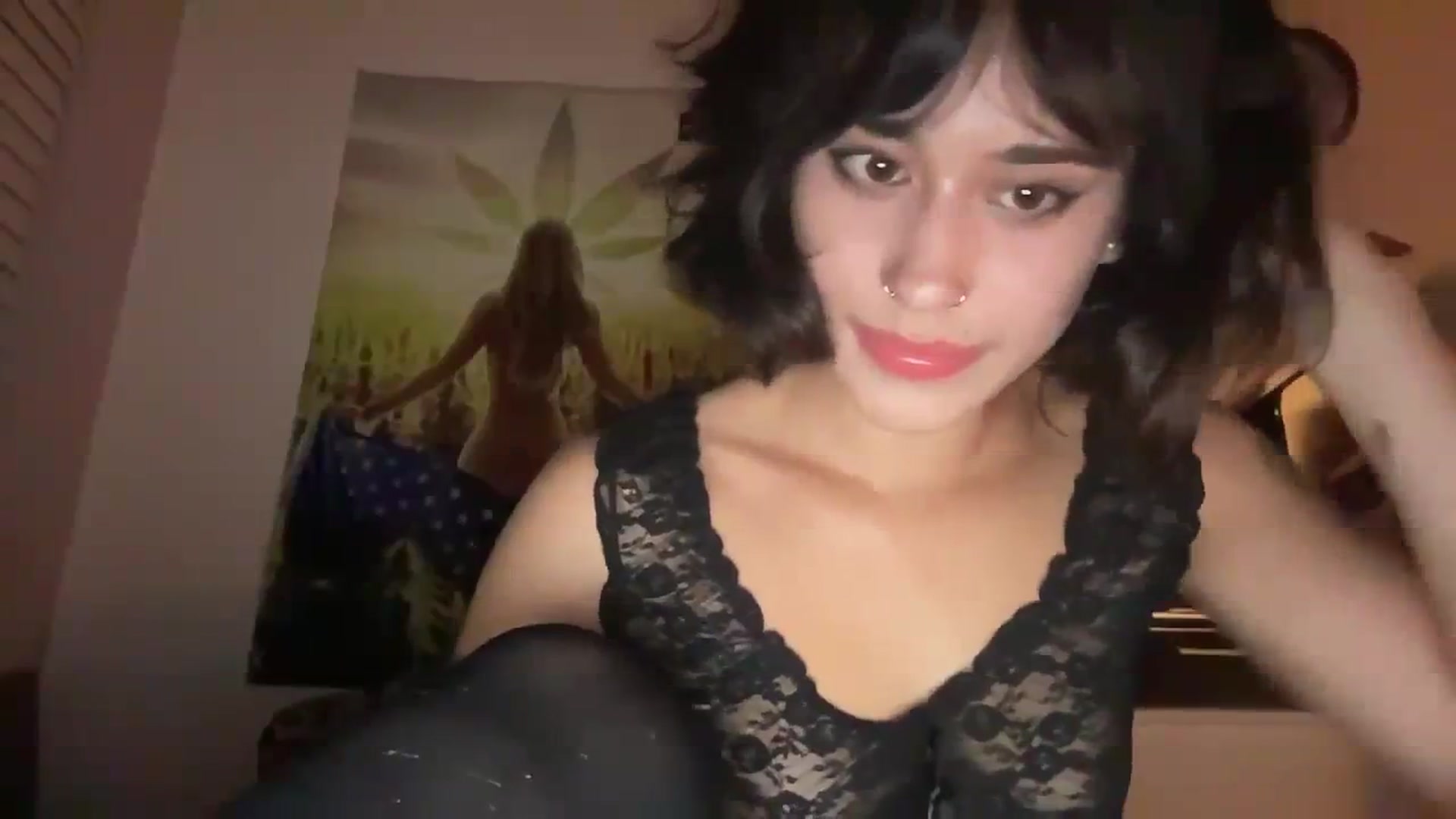 Gallery image thumbnail from Sammxxxx3's myfreecams stream on, 10/22/2023, 04:07 image 12 of 20
