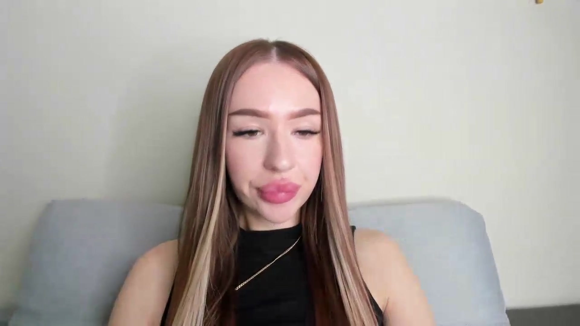 Gallery image thumbnail from SammyOne's myfreecams stream on, 05/03/2026, 09:39 image 8 of 20