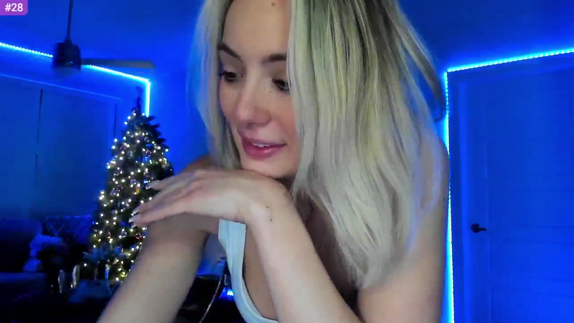 Gallery image thumbnail from Sammy_gray's myfreecams stream on, 02/18/2024, 02:00 image 19 of 20